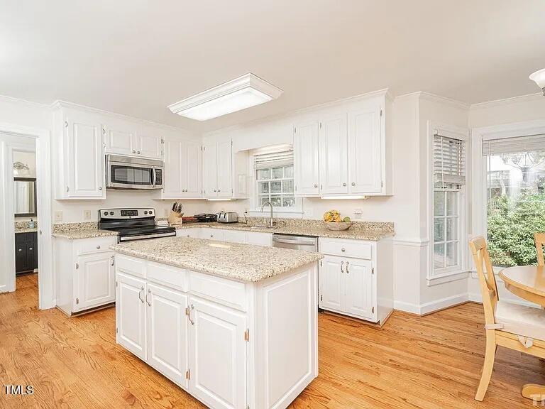 2400 Basil Drive