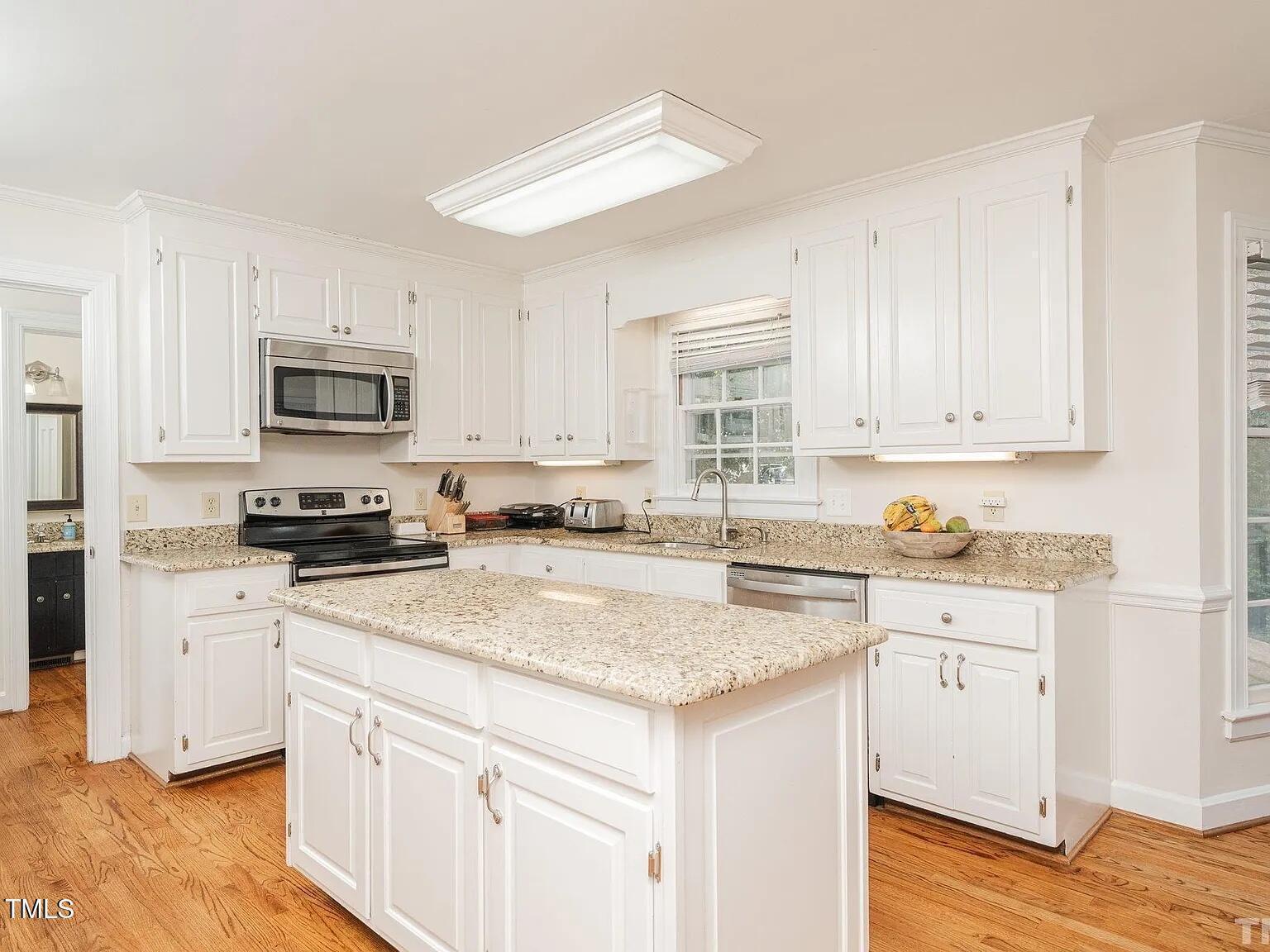 2400 Basil Drive