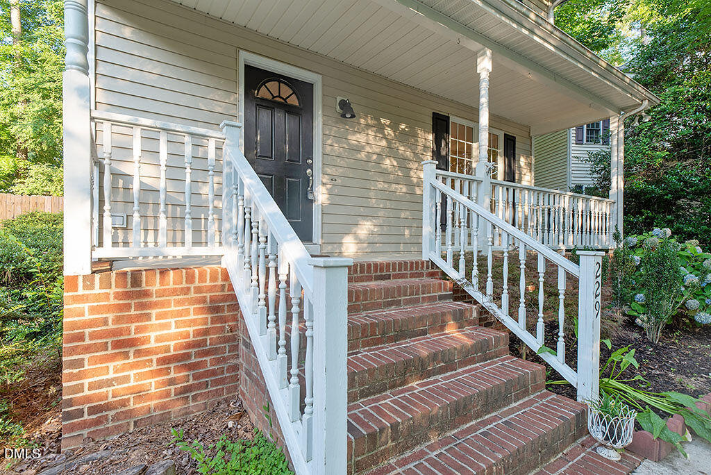 229 Whistling Swan Drive