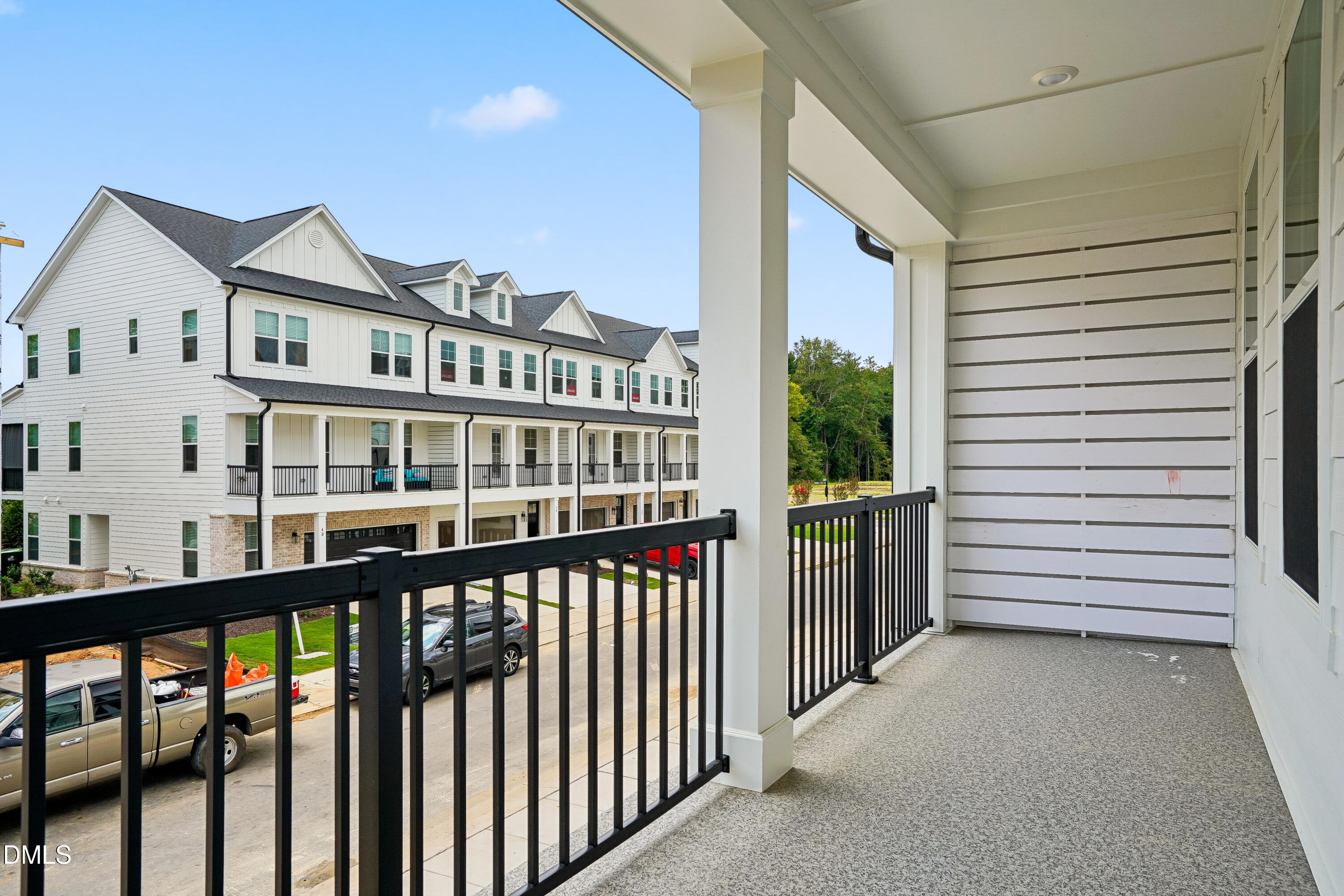 51 E Tiger Lily Trail