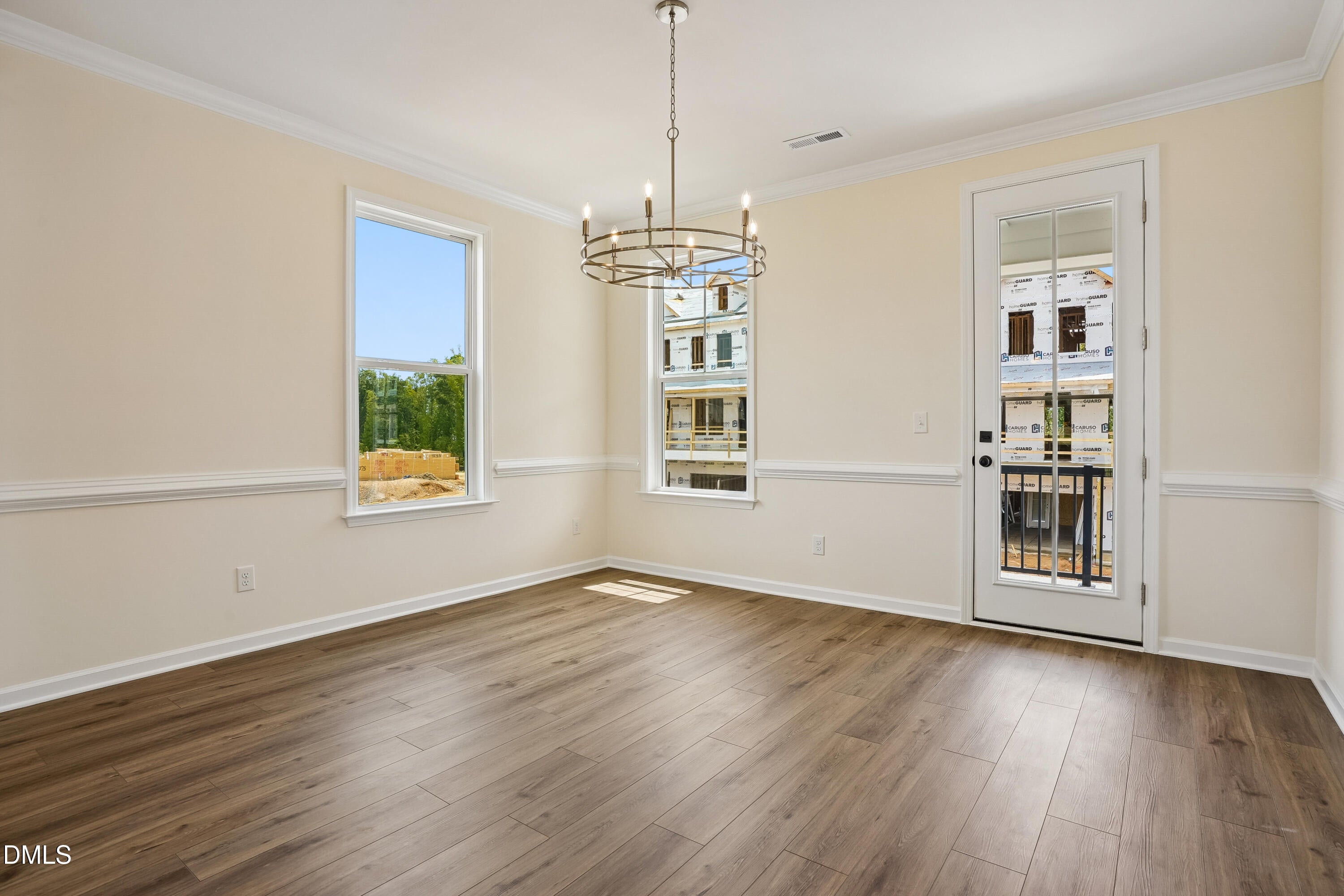 51 E Tiger Lily Trail