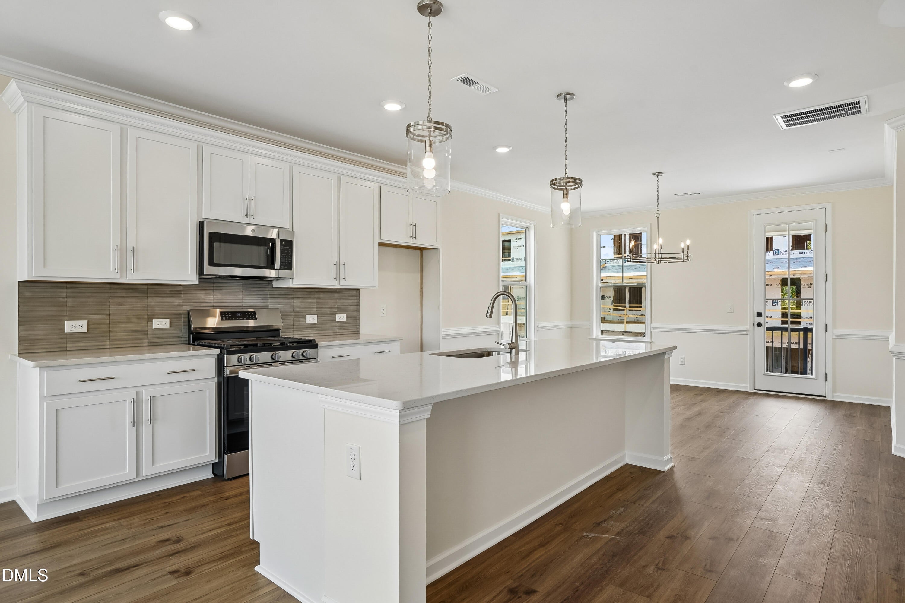 51 E Tiger Lily Trail