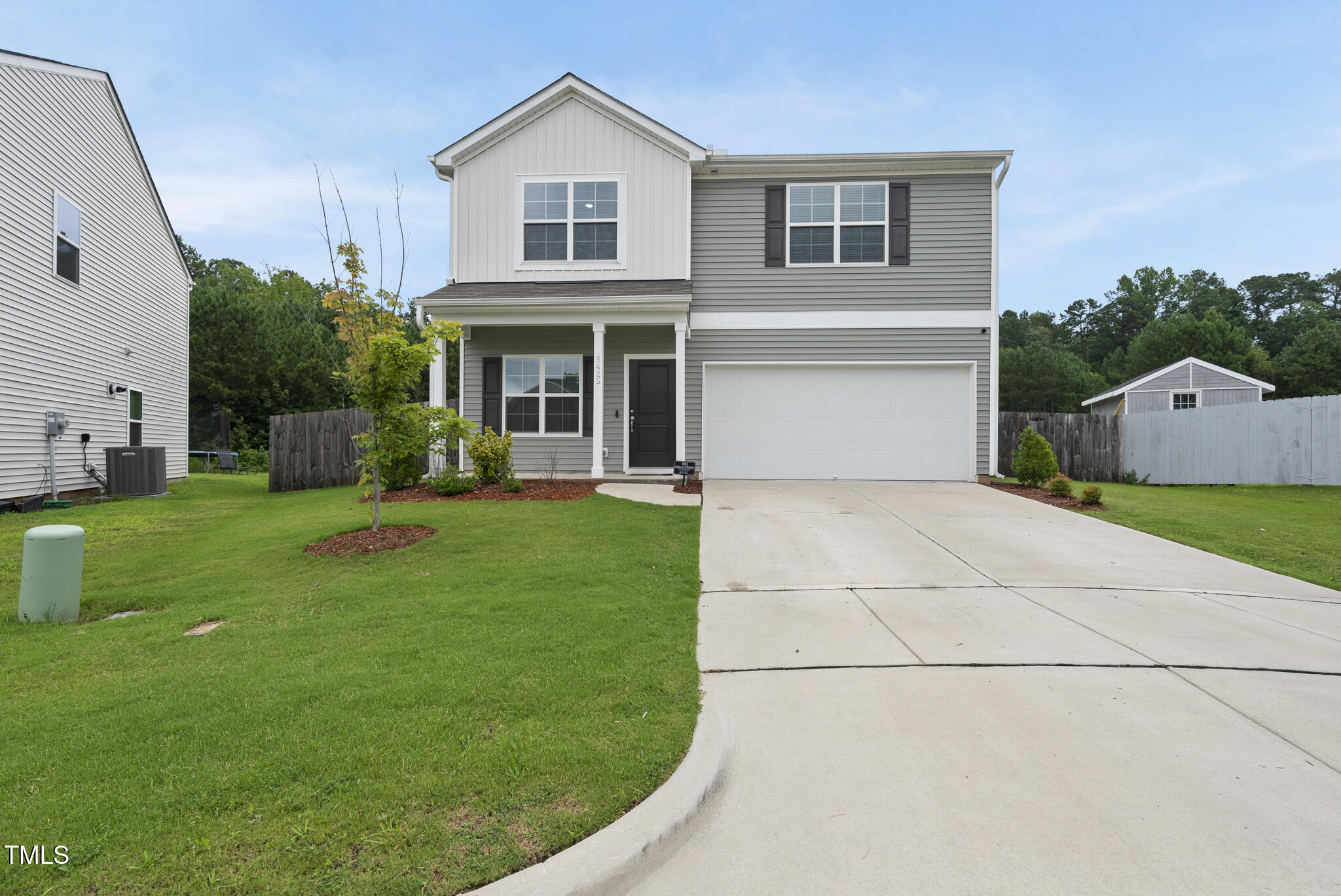 5425 Stonepoint Circle