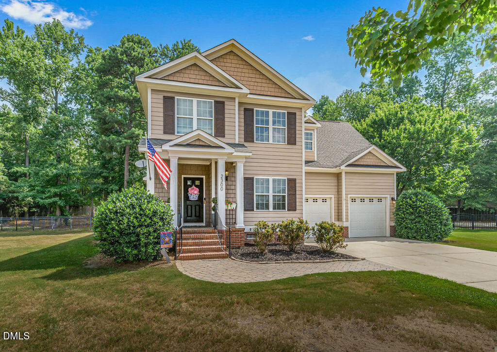 2300 Larkhaven Court