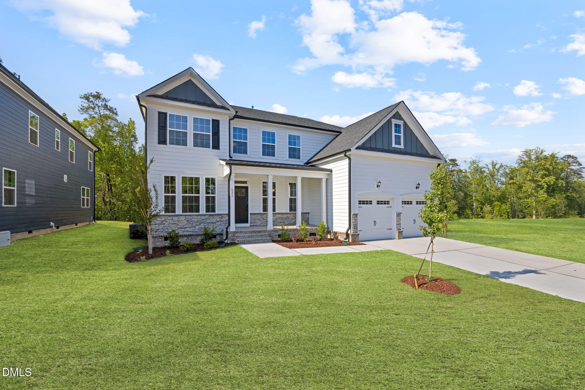 621 Metroliner Place