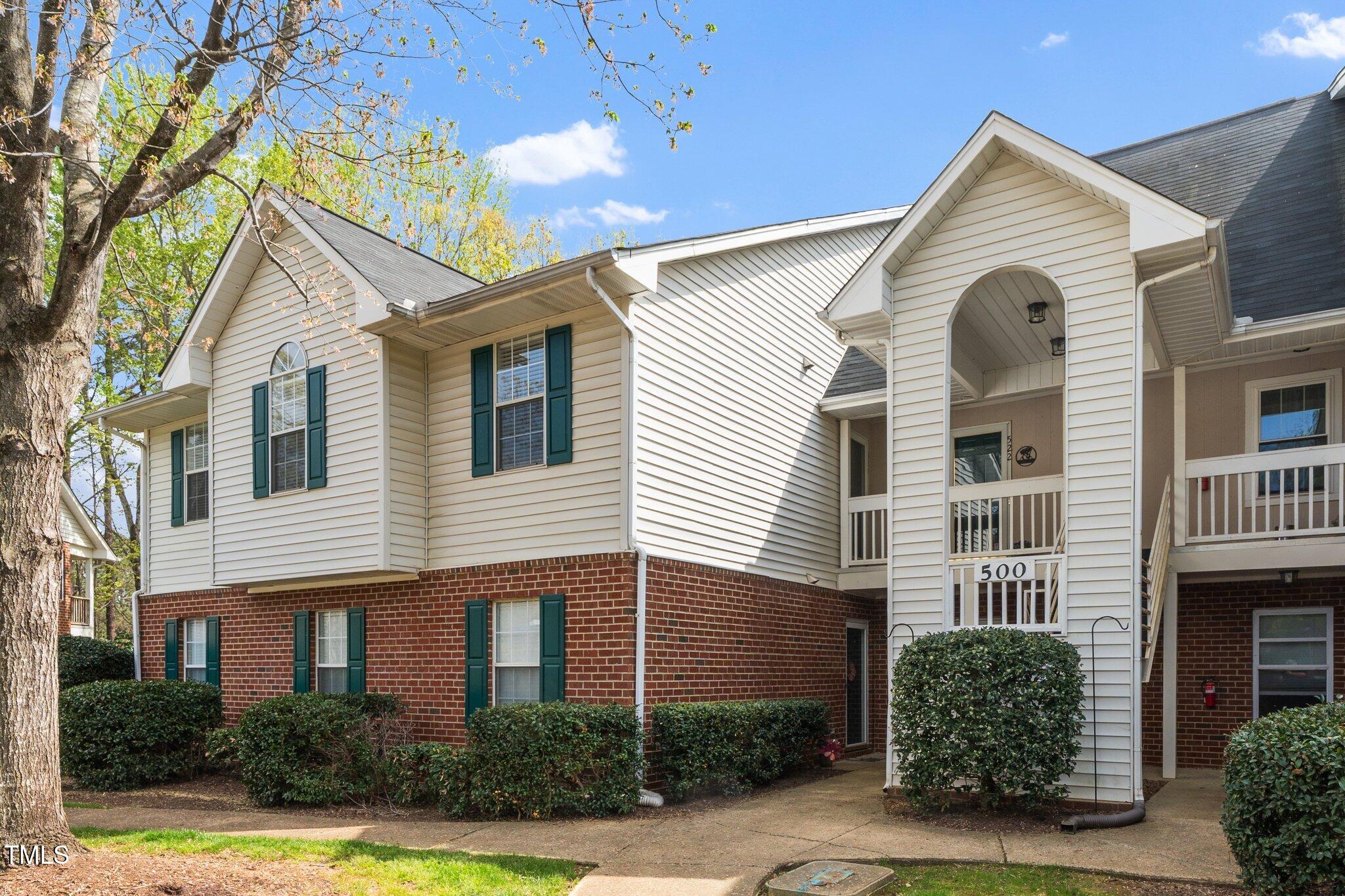 521 Renshaw Court