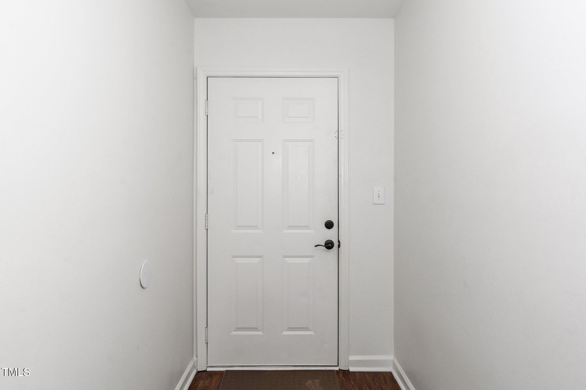521 Renshaw Court