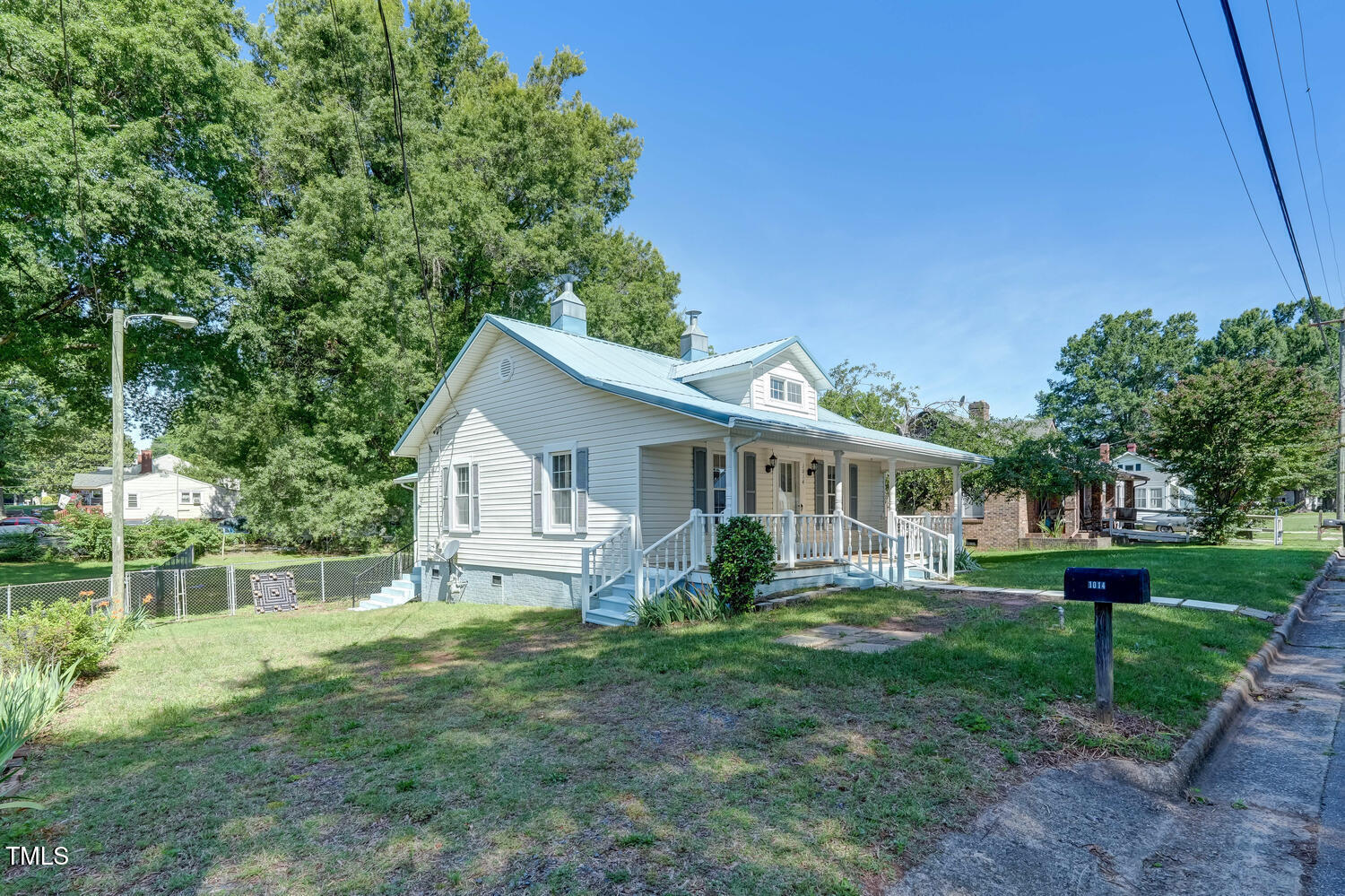 1014 Walnut Street