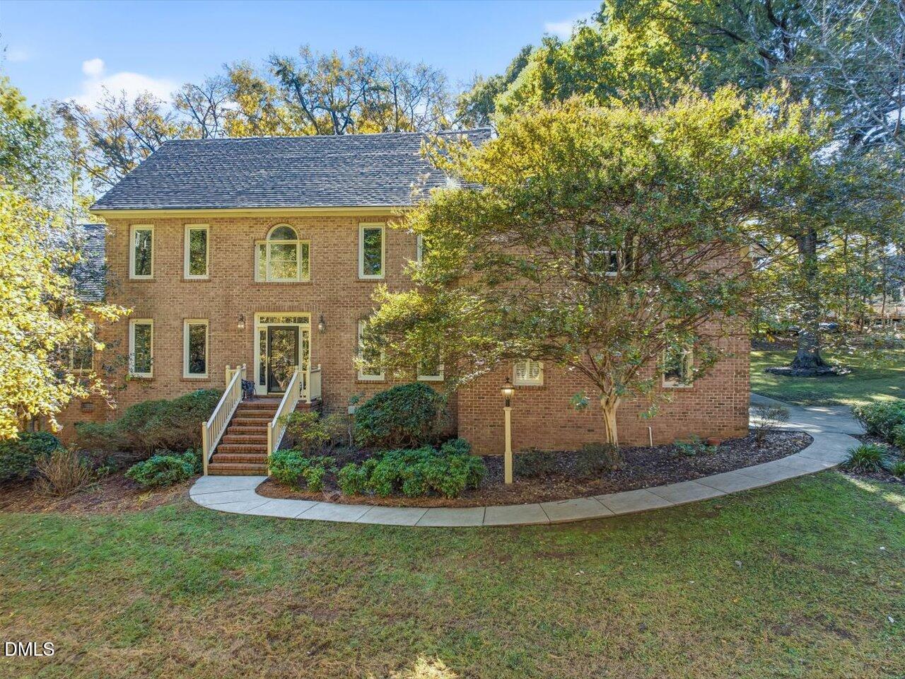 2901 Hunters Bluff Drive