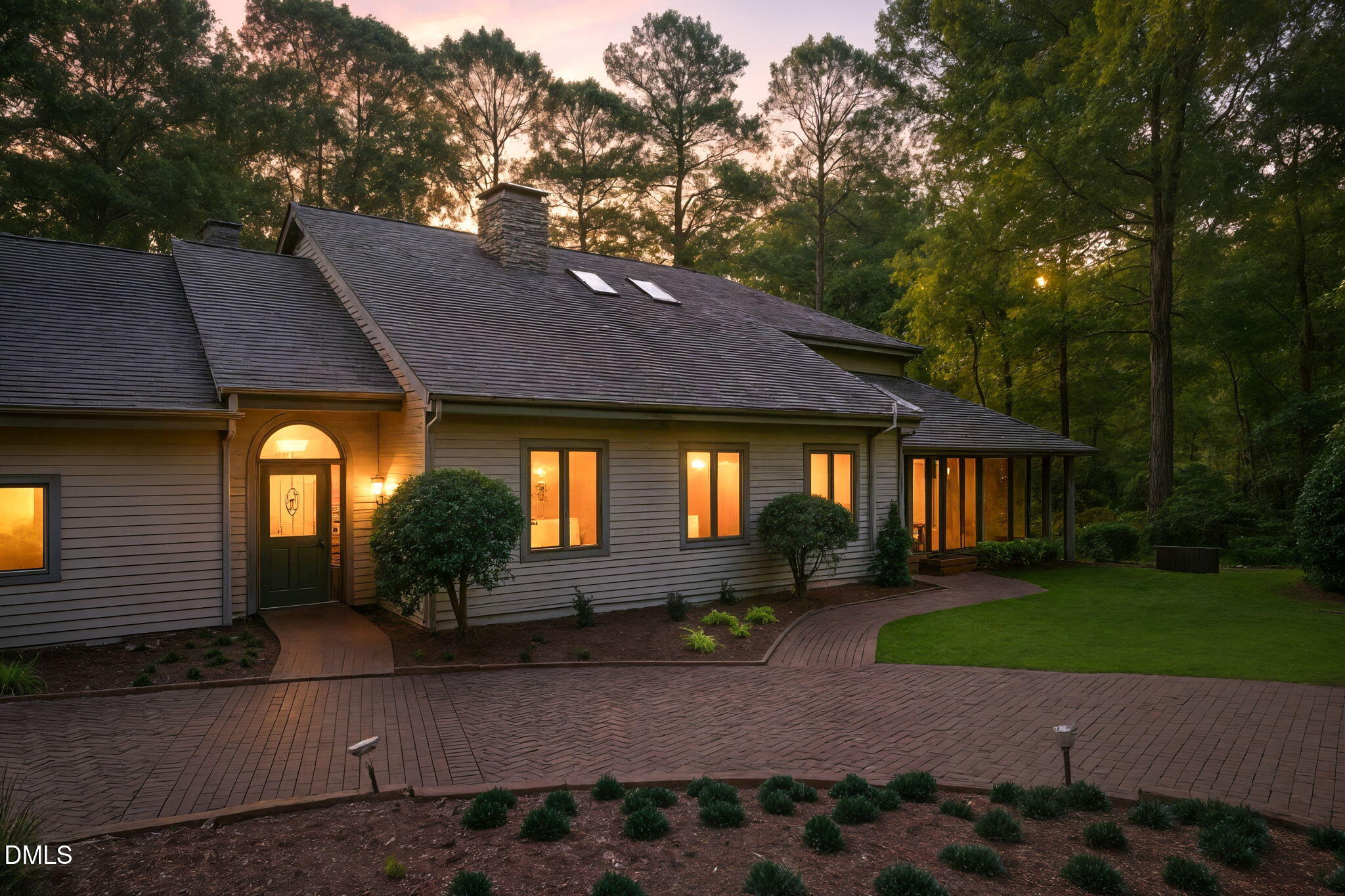 2227 Graystone Lane