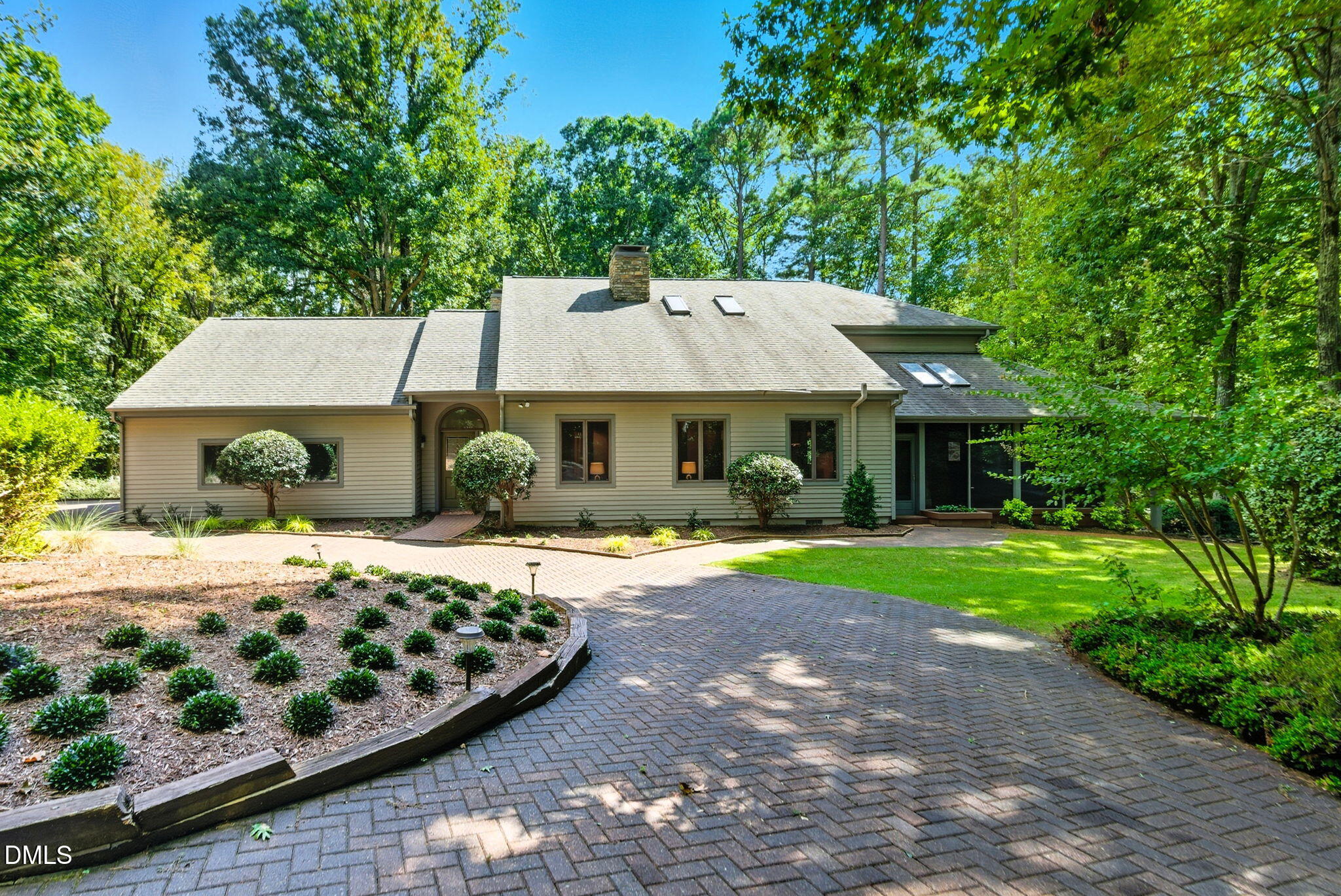 2227 Graystone Lane
