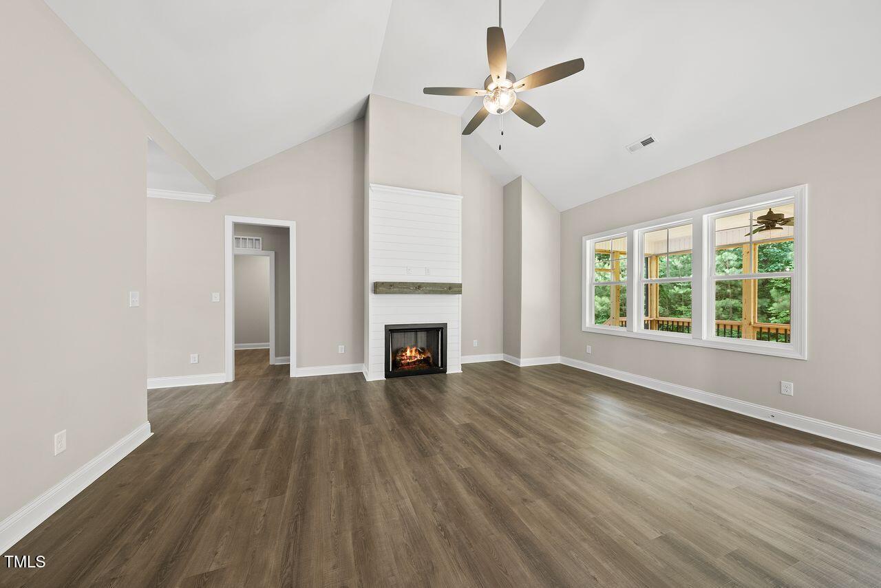 40 Moonraker Drive