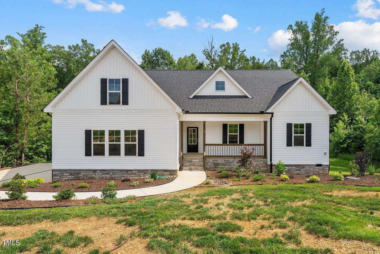 40 Moonraker Drive