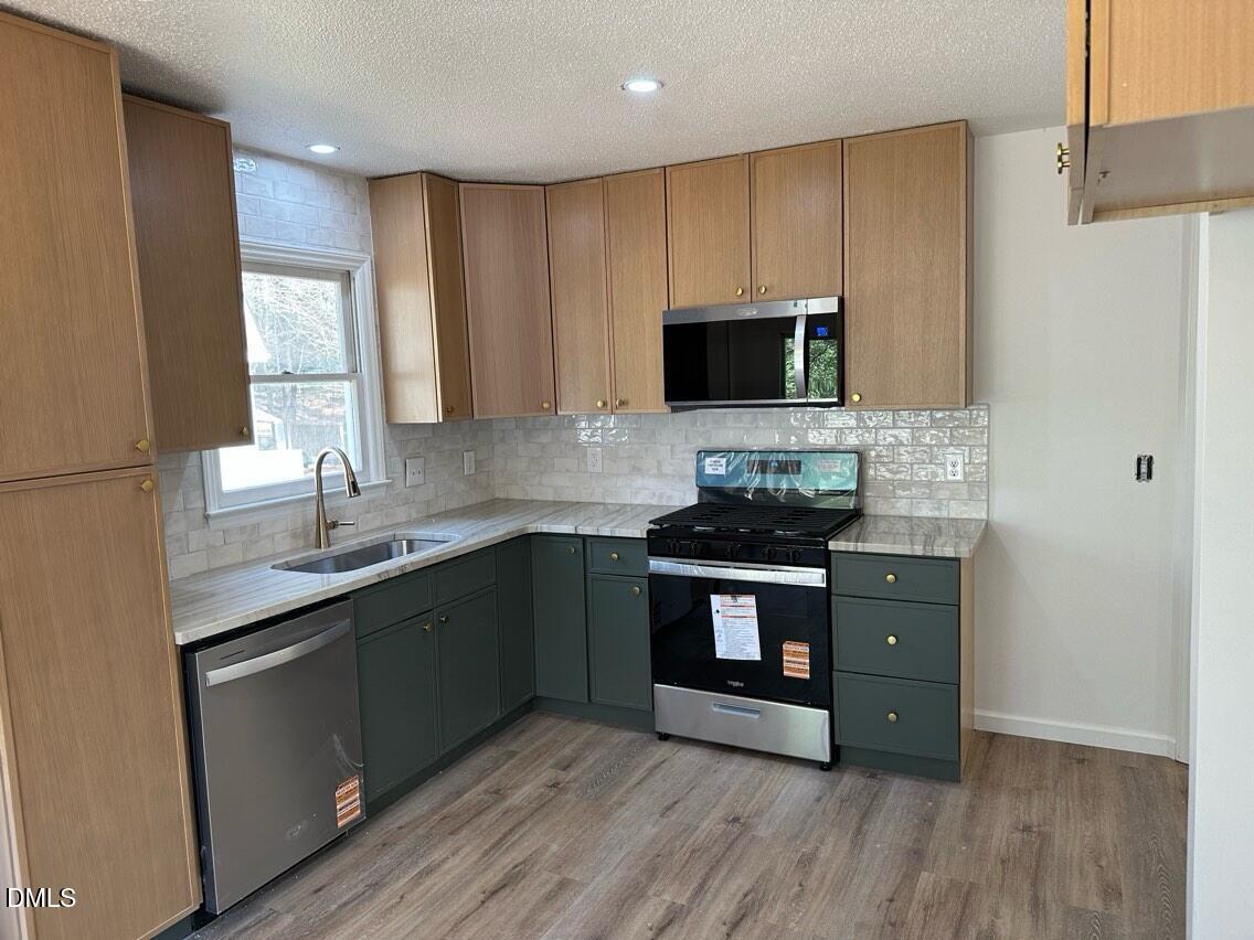 1609 Lethbridge Court