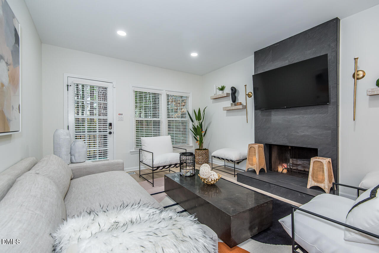 4105-07 Arckelton Drive