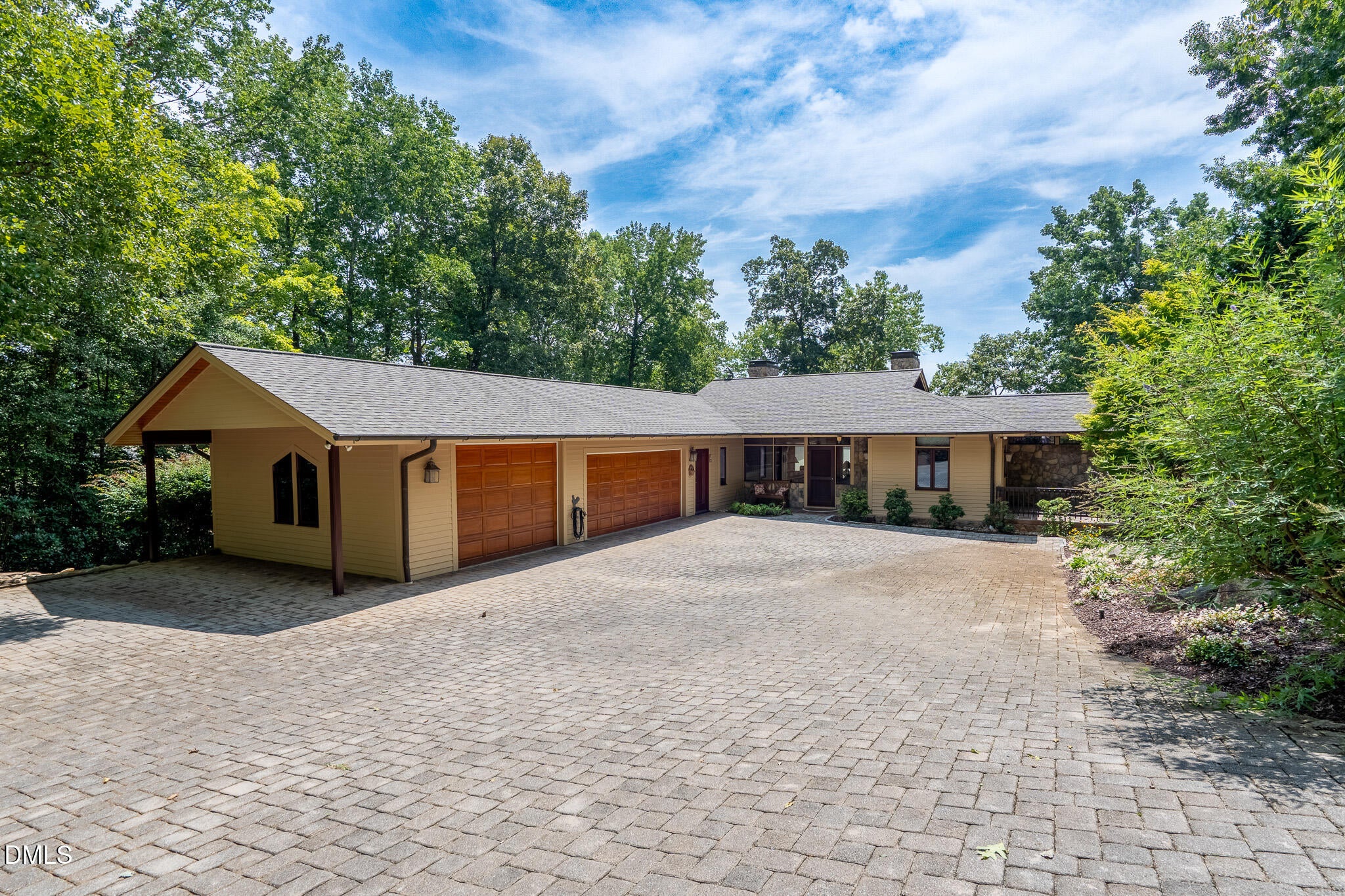 137 Windy Hill Cove