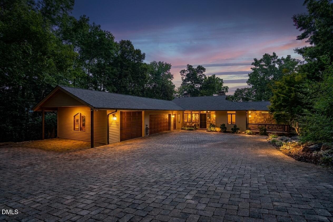 137 Windy Hill Cove