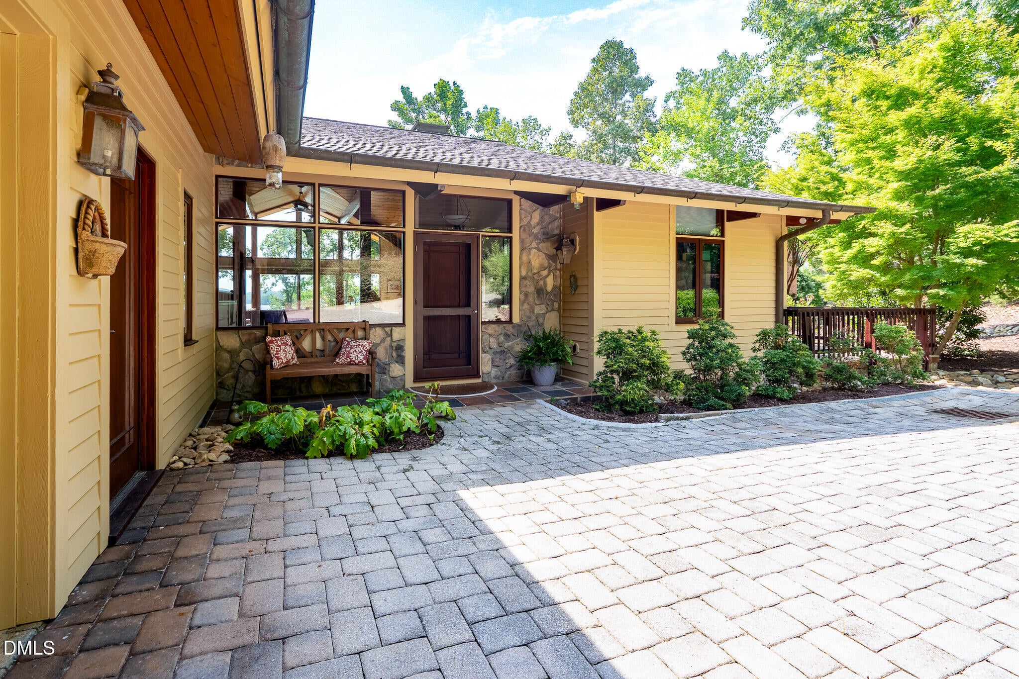 137 Windy Hill Cove