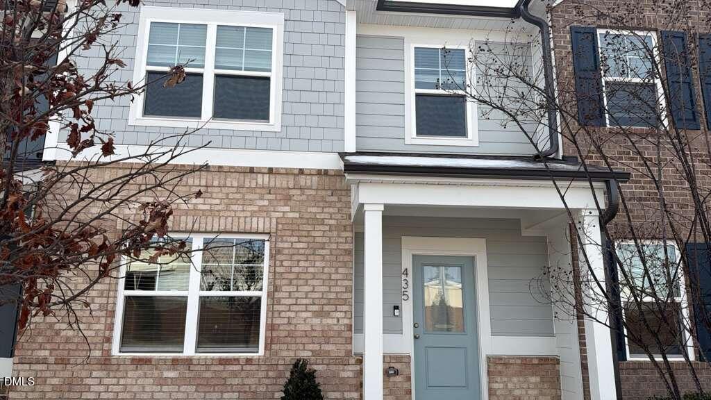 435 Parker Station Avenue