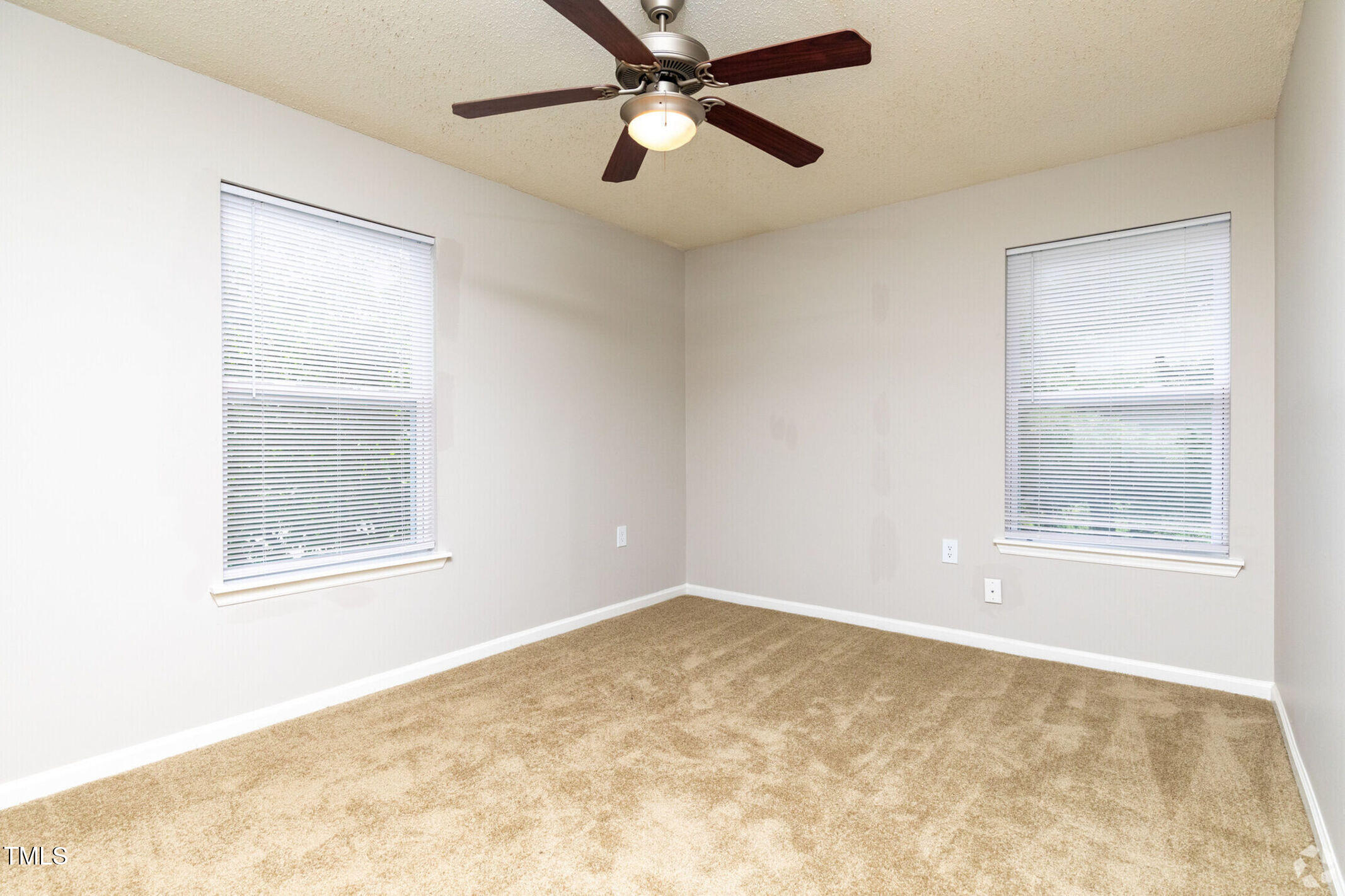 Hillsborough, North Carolina 27278, United States, 2 Bedrooms Bedrooms, ,1 BathroomBathrooms,Residential,Active,97182