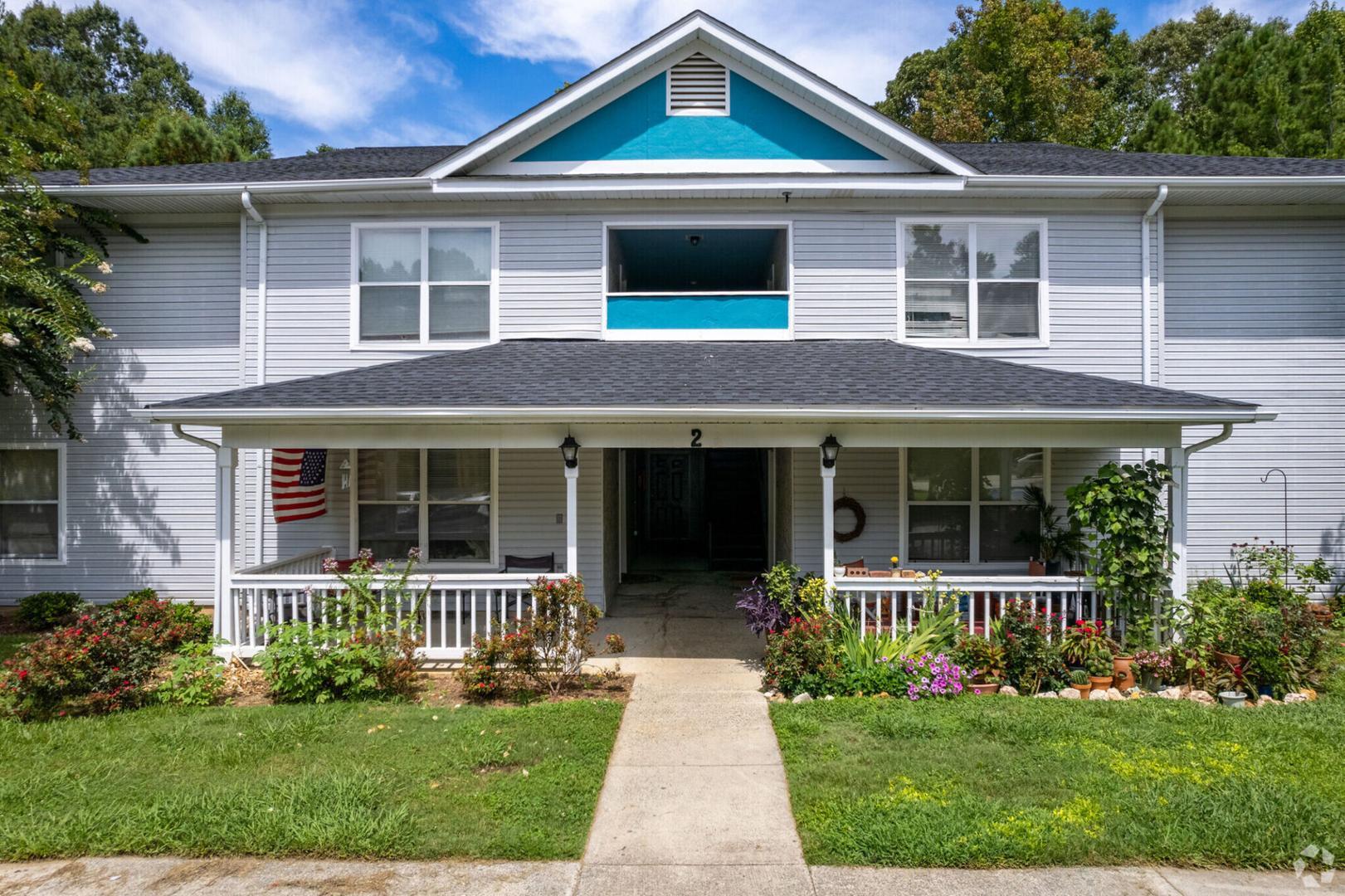 Hillsborough, North Carolina 27278, United States, 2 Bedrooms Bedrooms, ,1 BathroomBathrooms,Residential,Active,97182