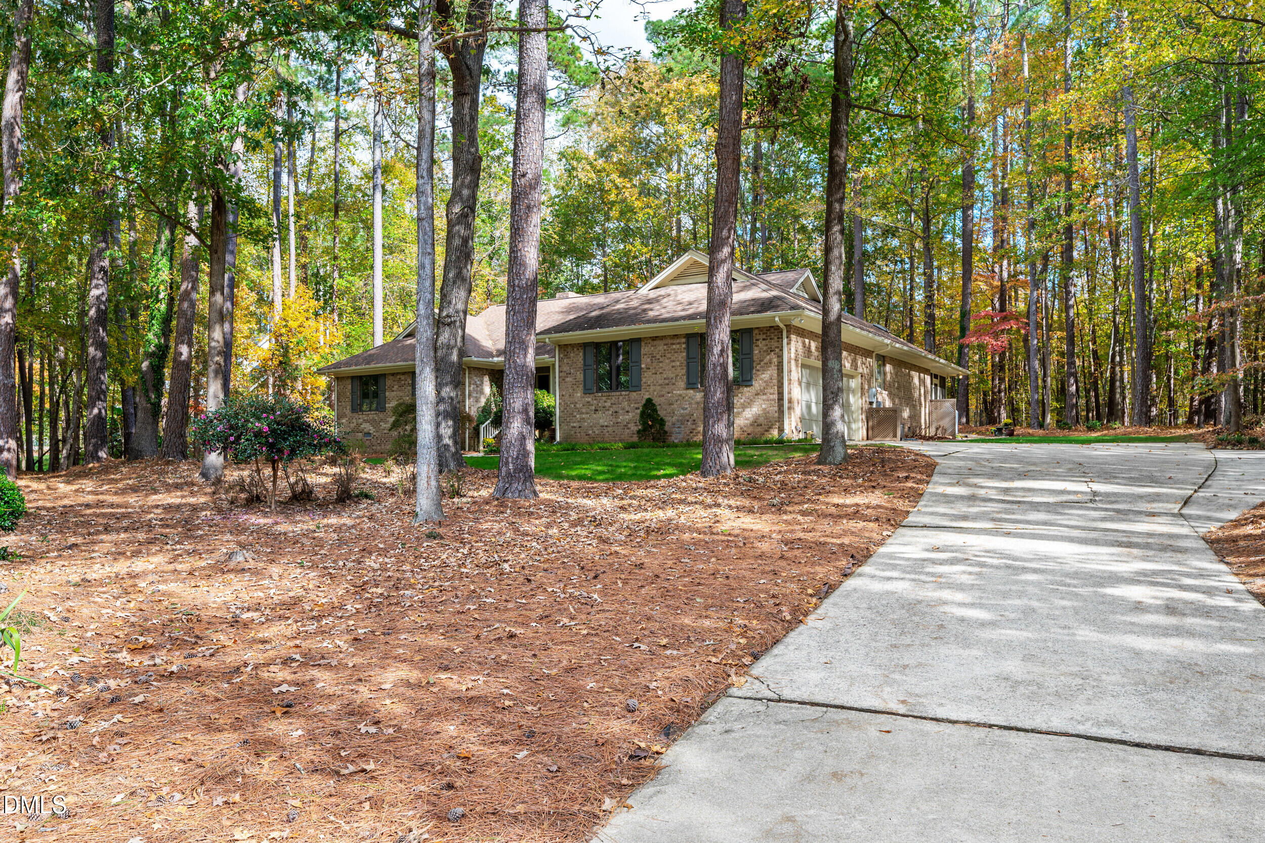 5209 Apple Valley Drive