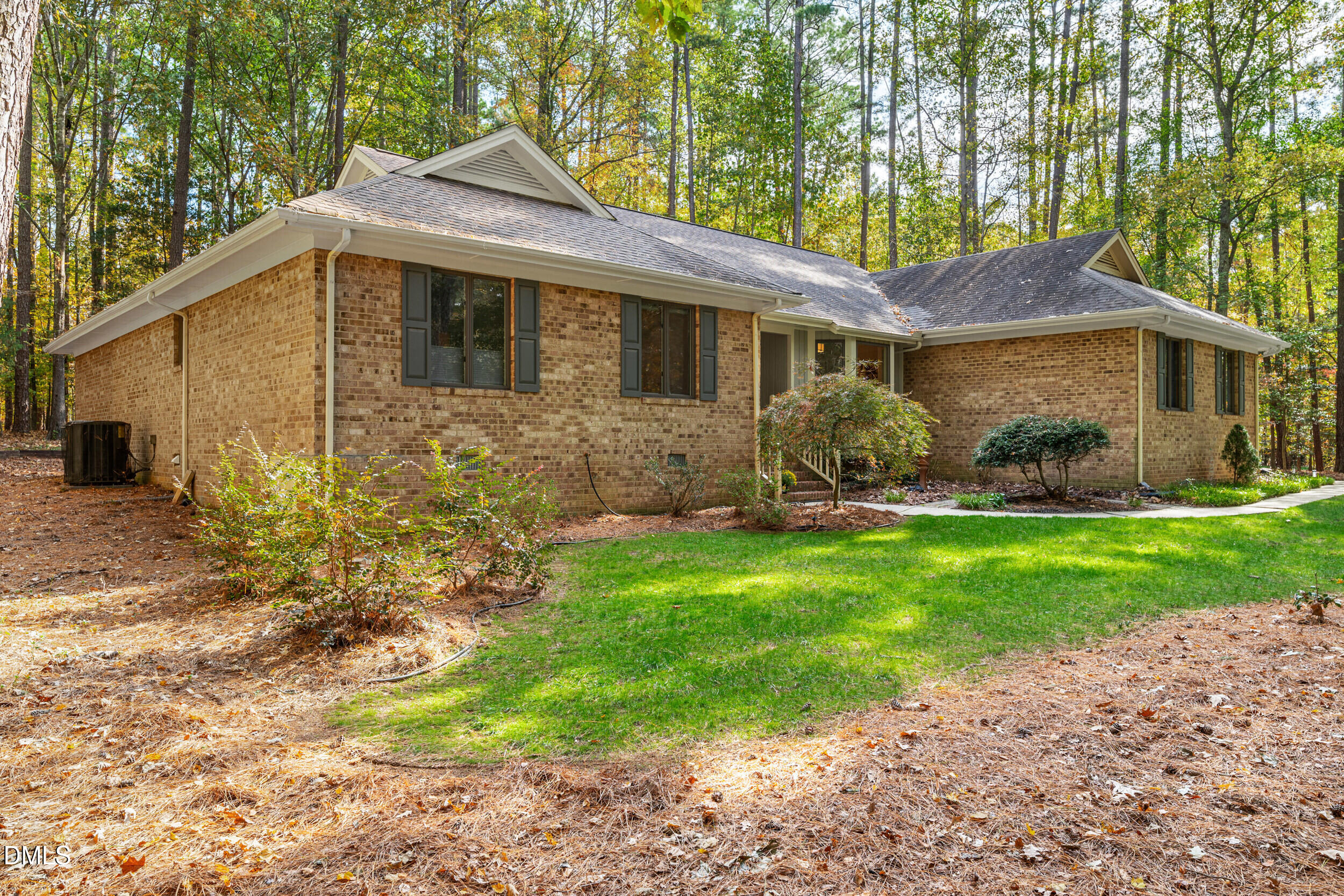 5209 Apple Valley Drive