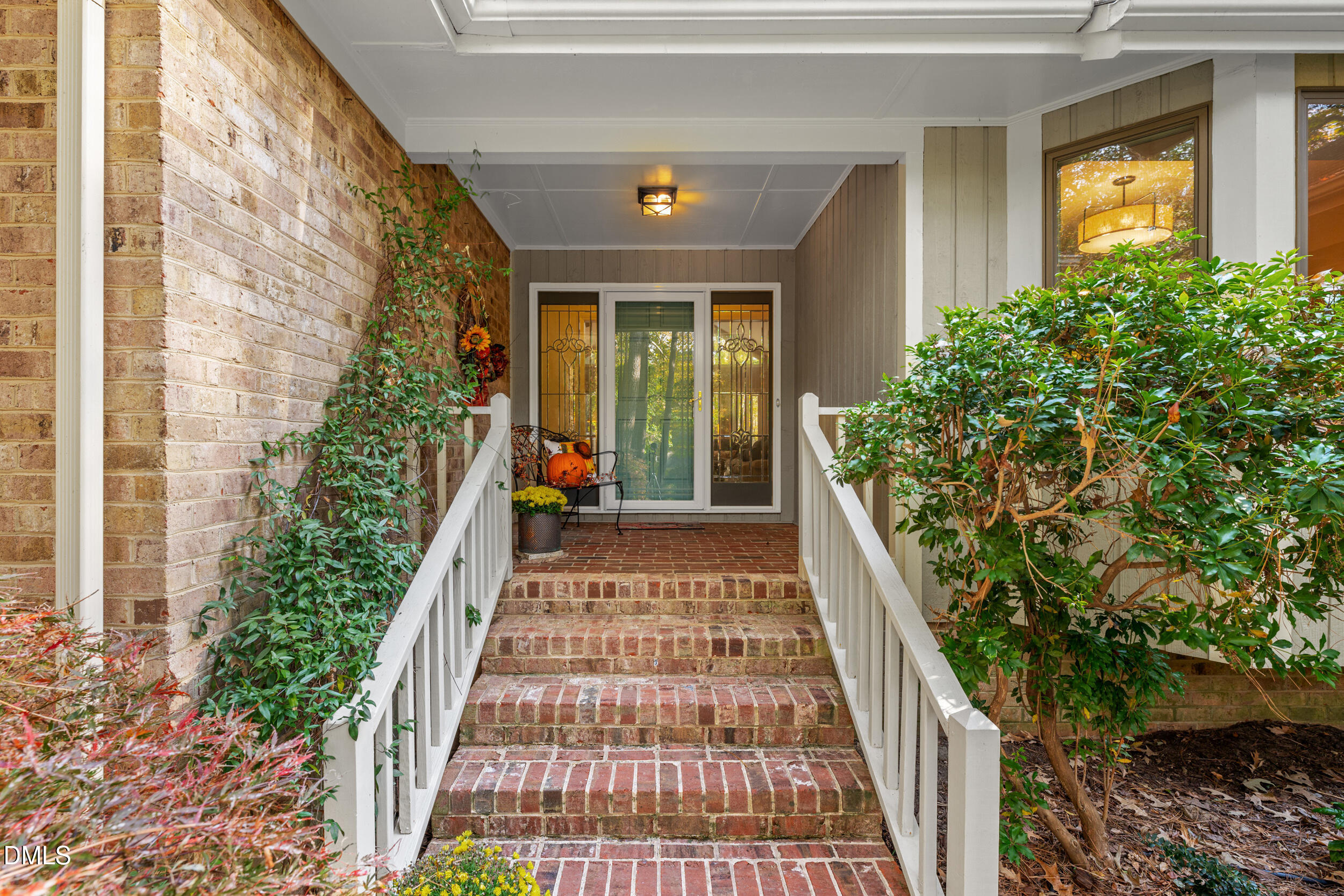 5209 Apple Valley Drive