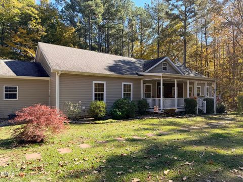 28 Jasper Lane Sanford NC 27330