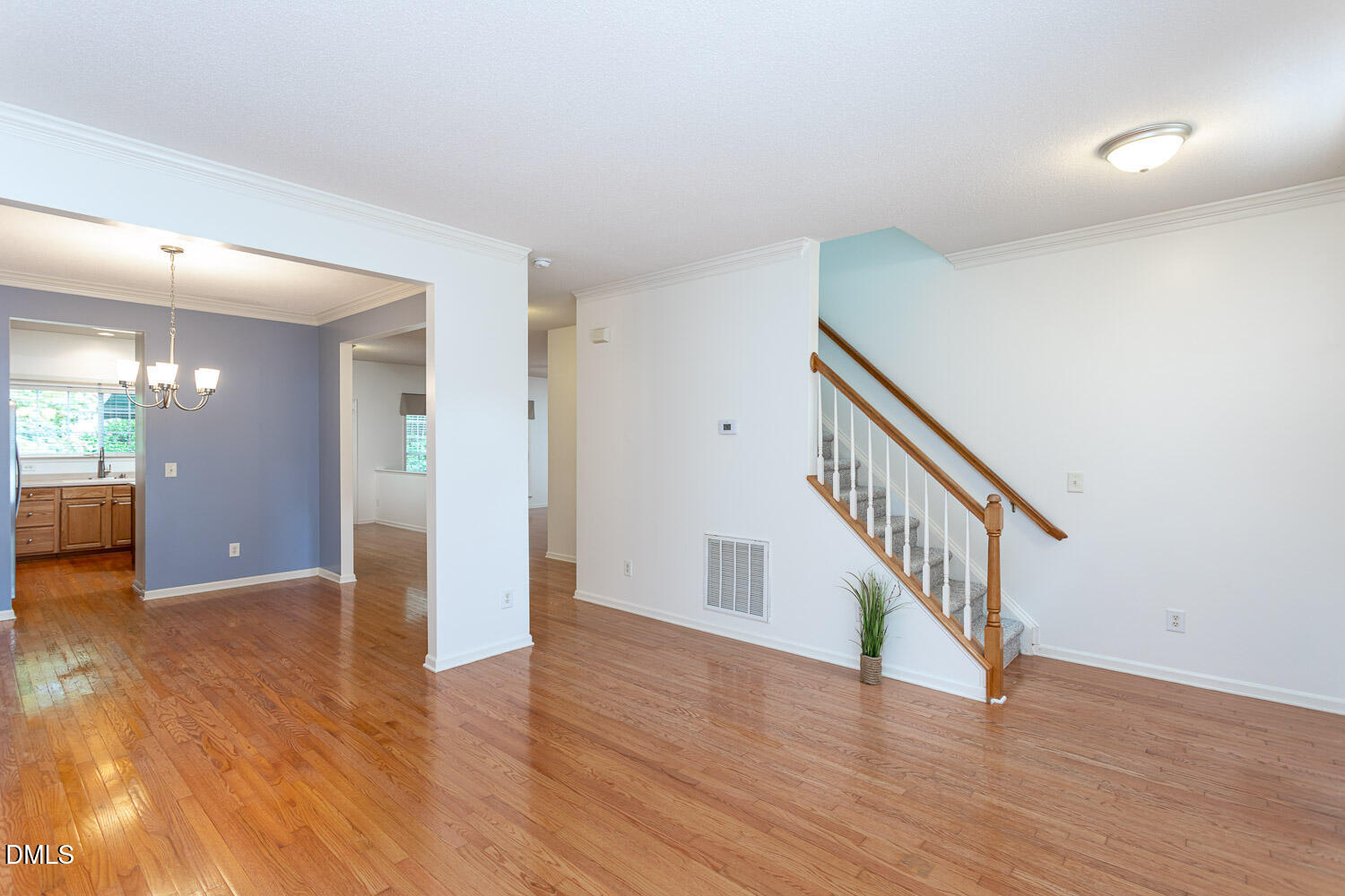 208 Troyer Place
