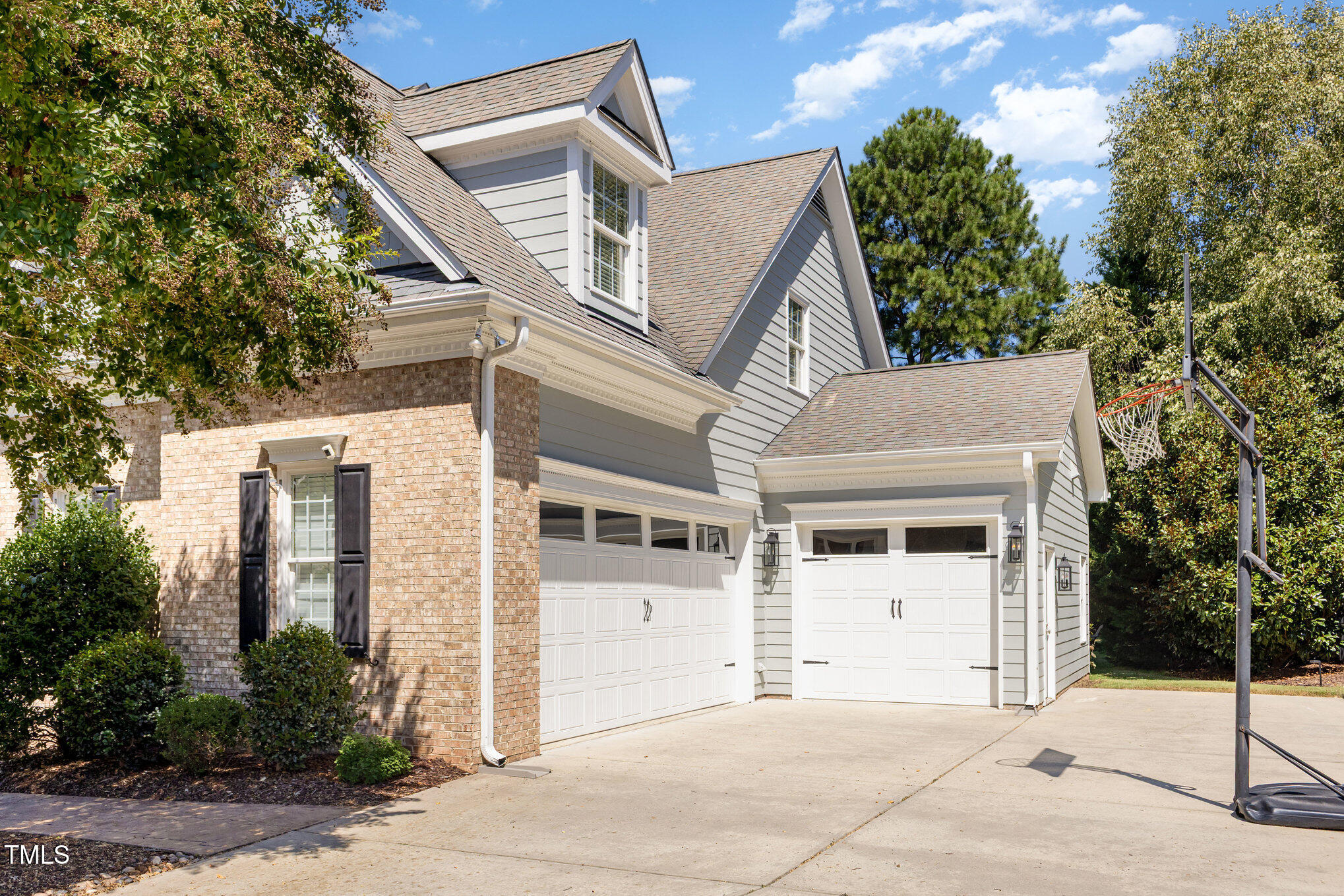 541 Weycroft Grant Drive