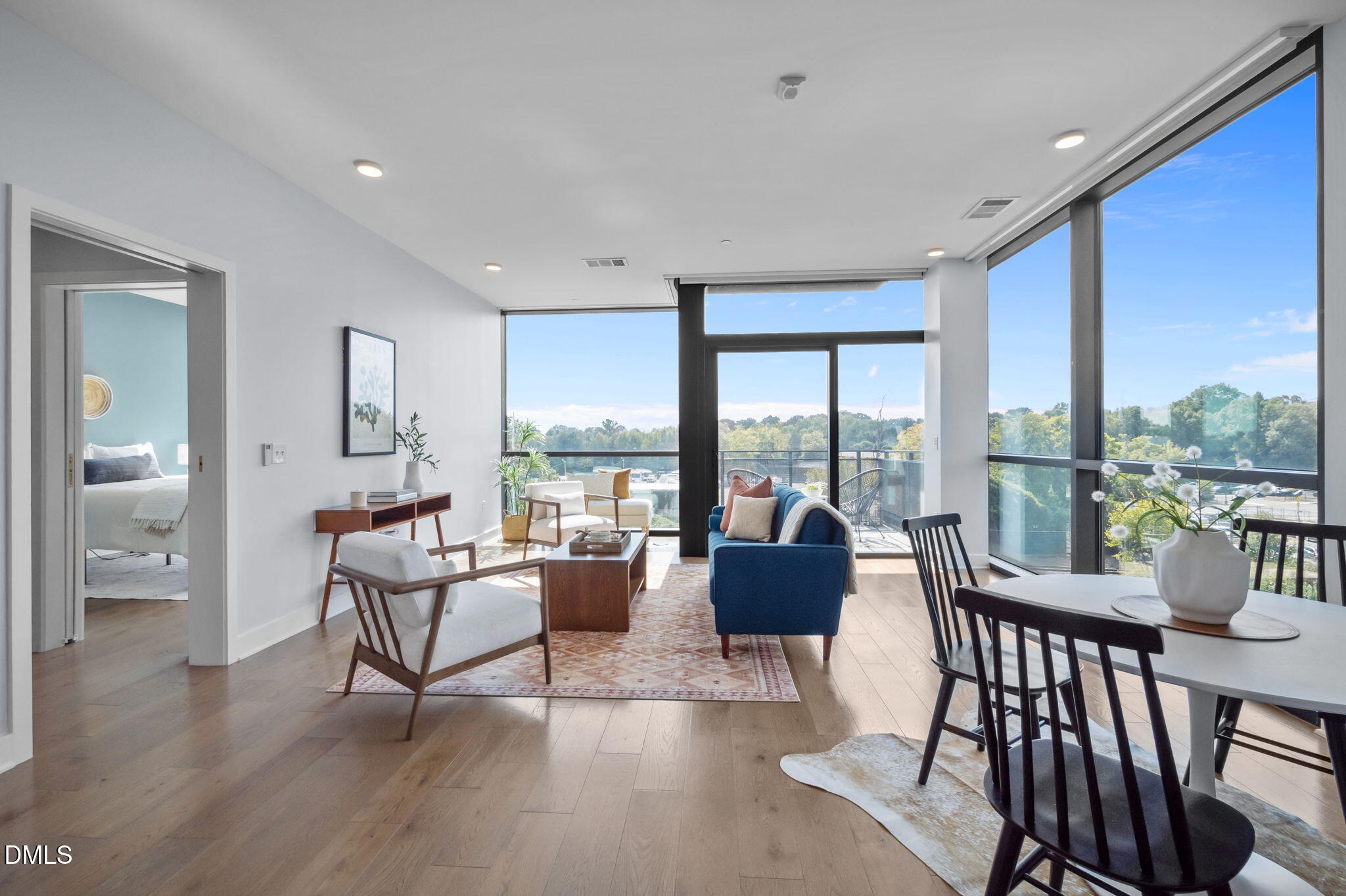 1105 W Main Street 506