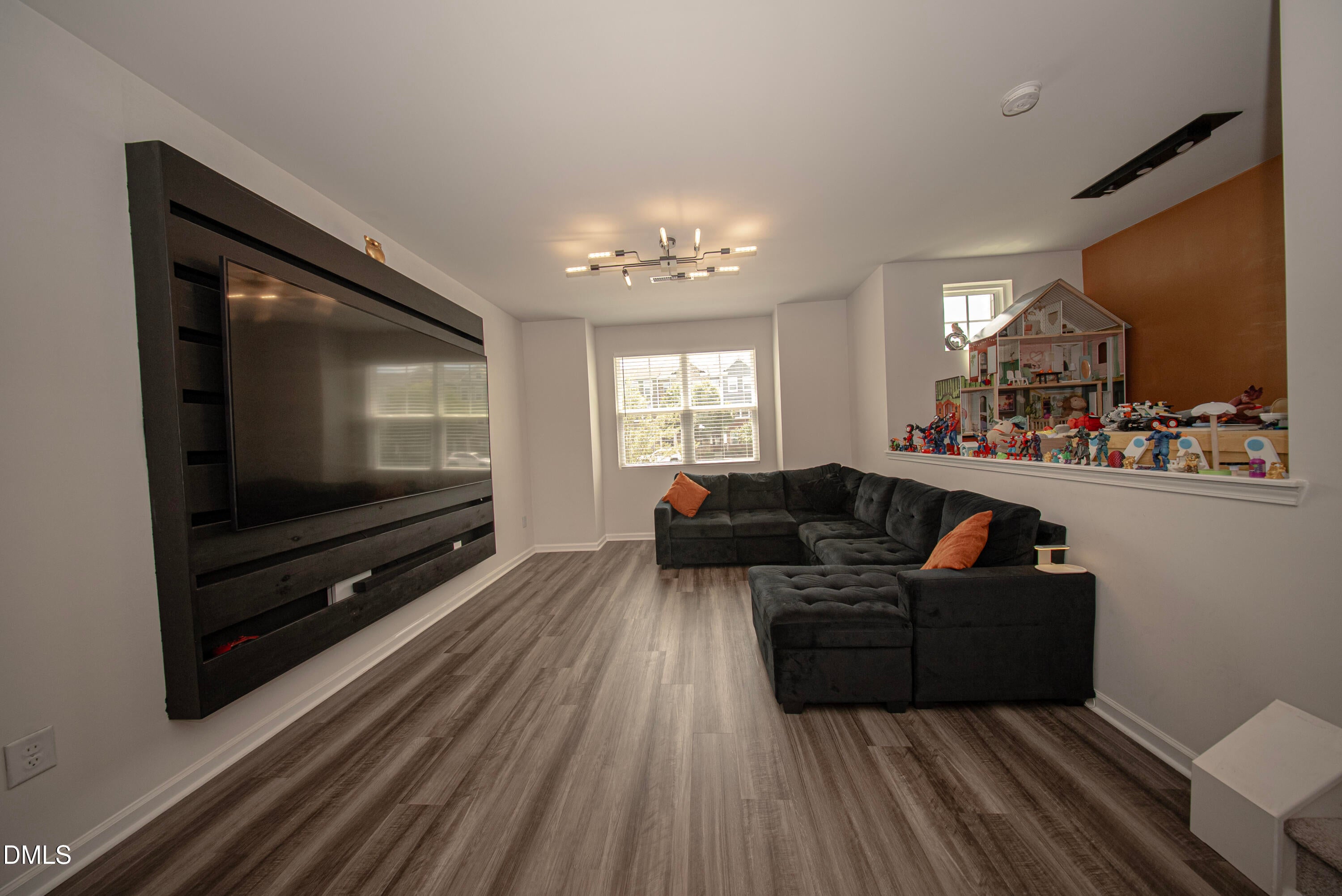 6638 Perry Creek Road
