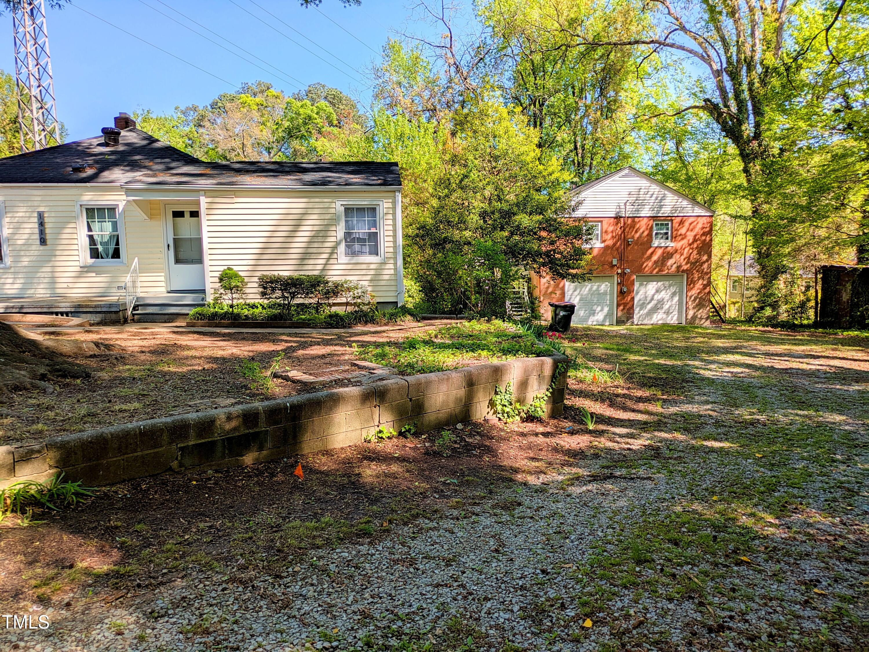 1410 Braxton Street