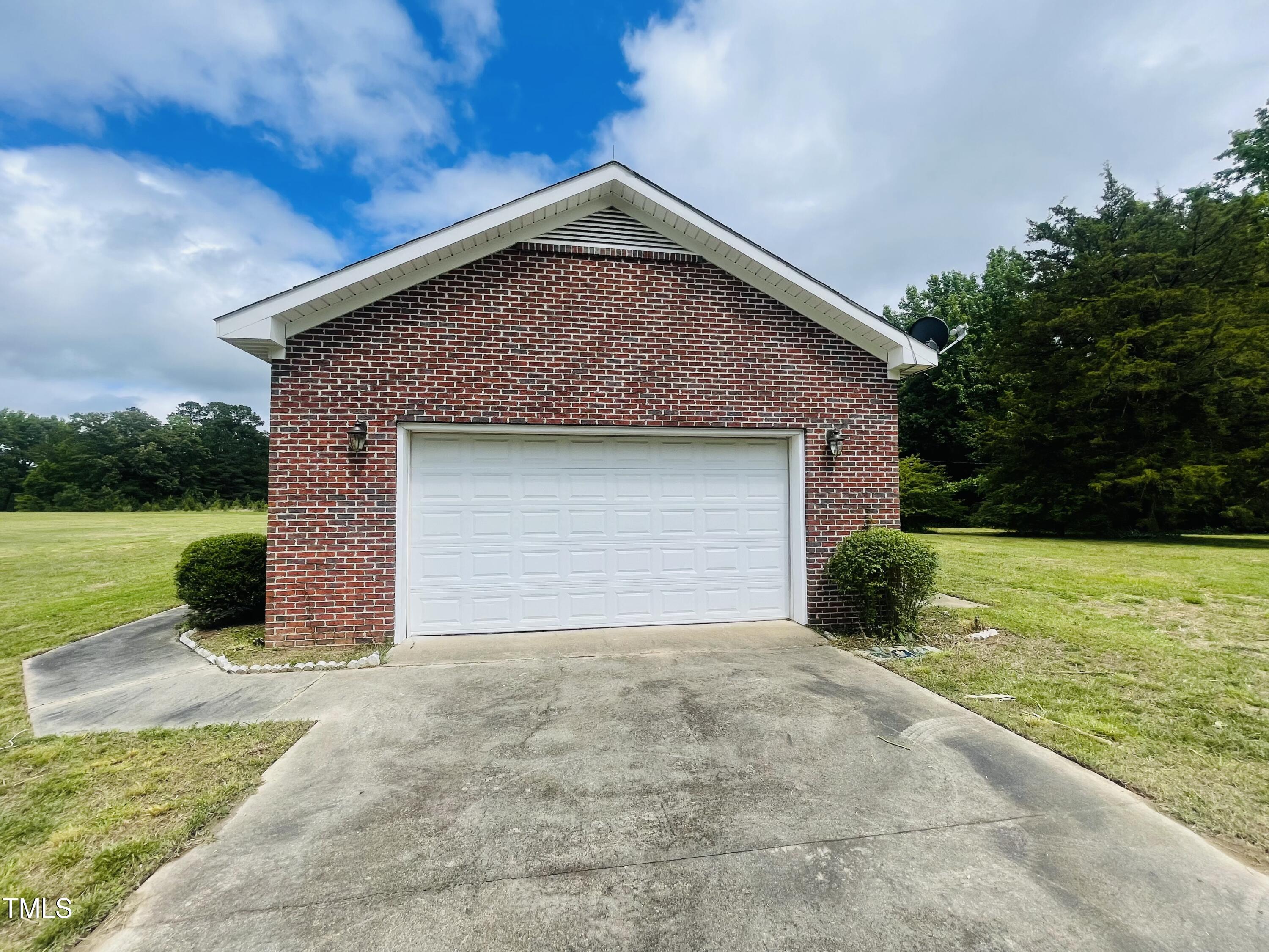 65 Opie Frazier Road