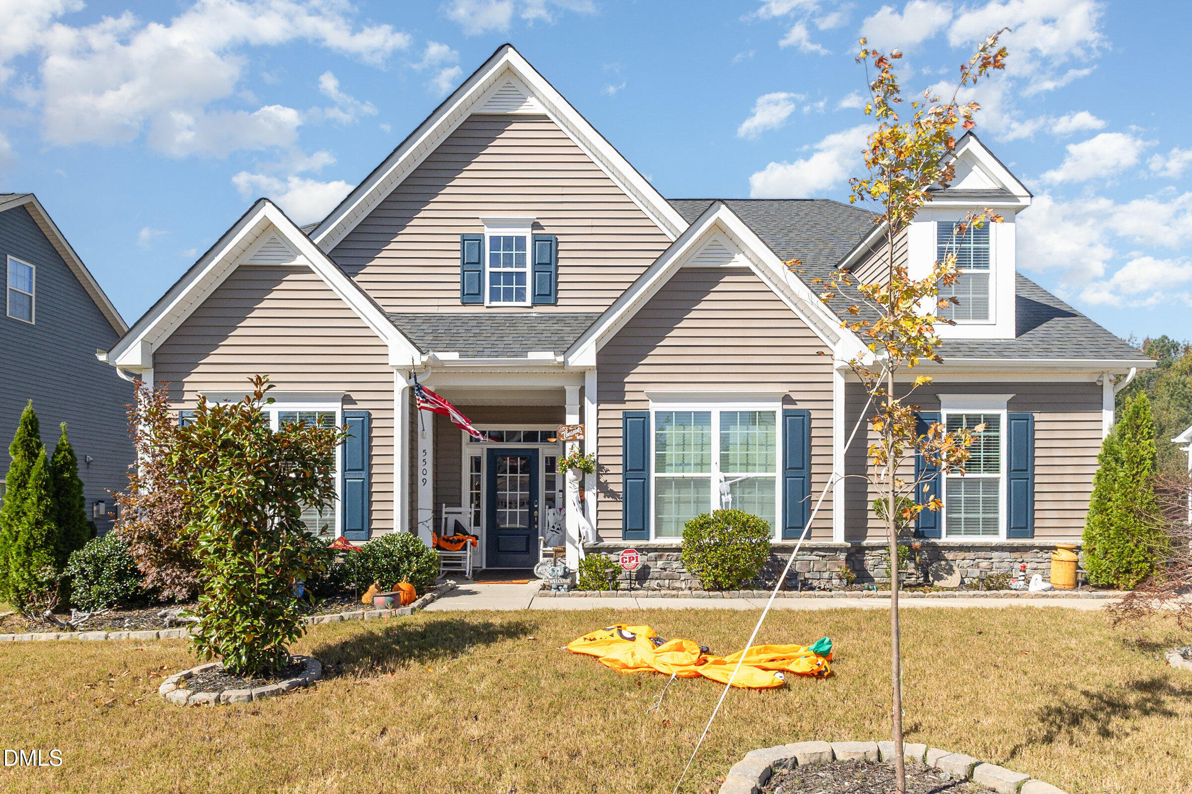 5509 Weathered Rock Court