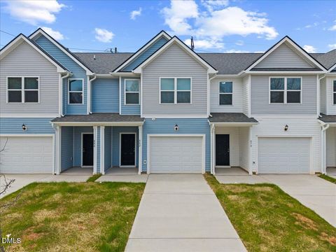 882 John Street Clayton NC 27520