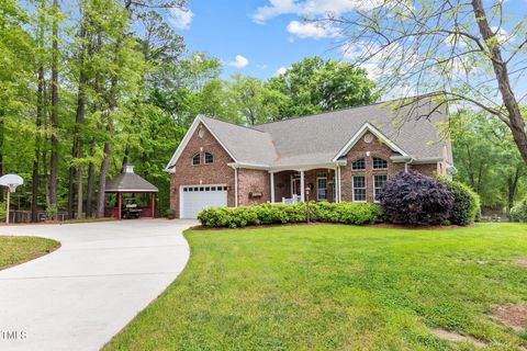 A home in Leasburg