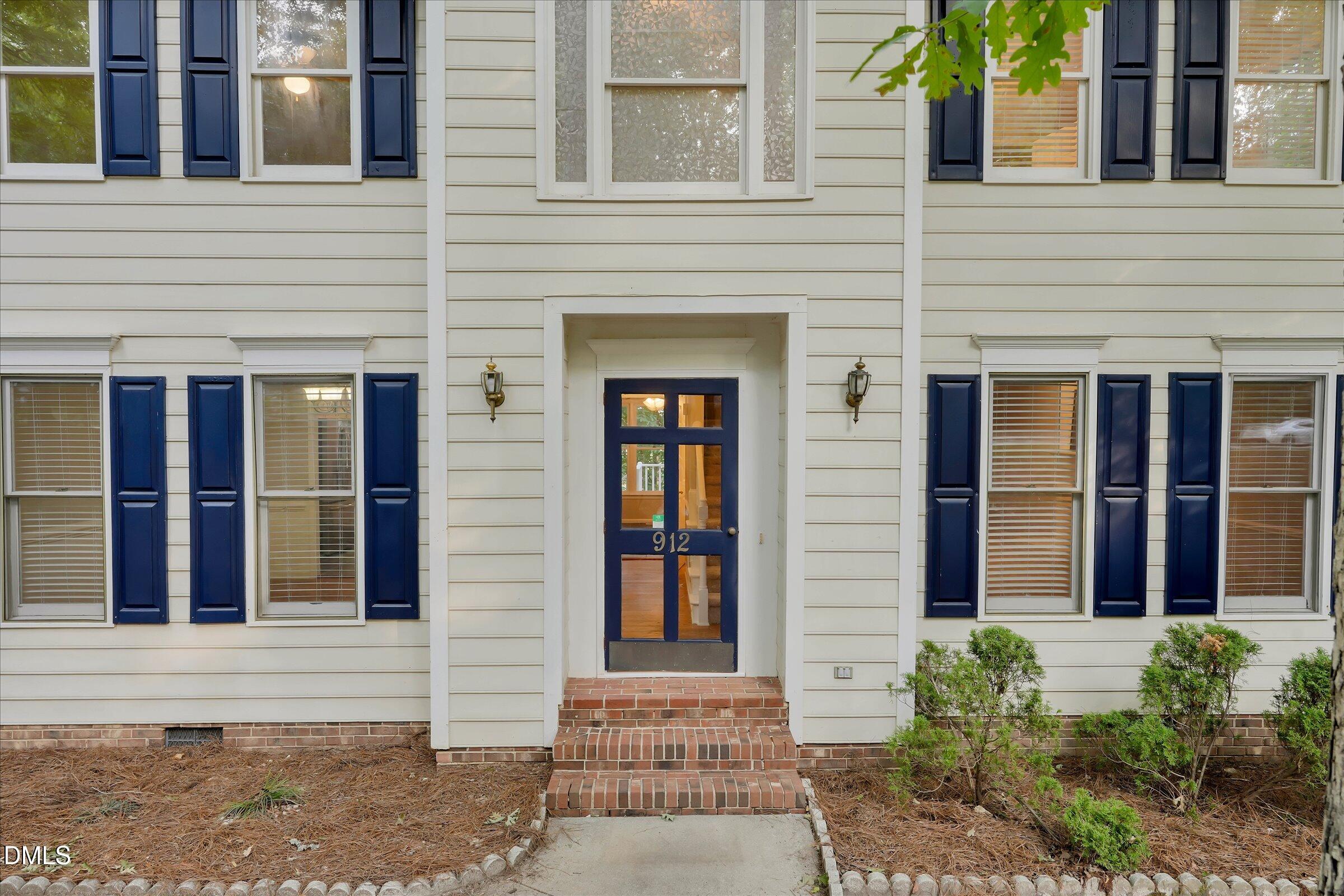 912 Stable Ridge Drive