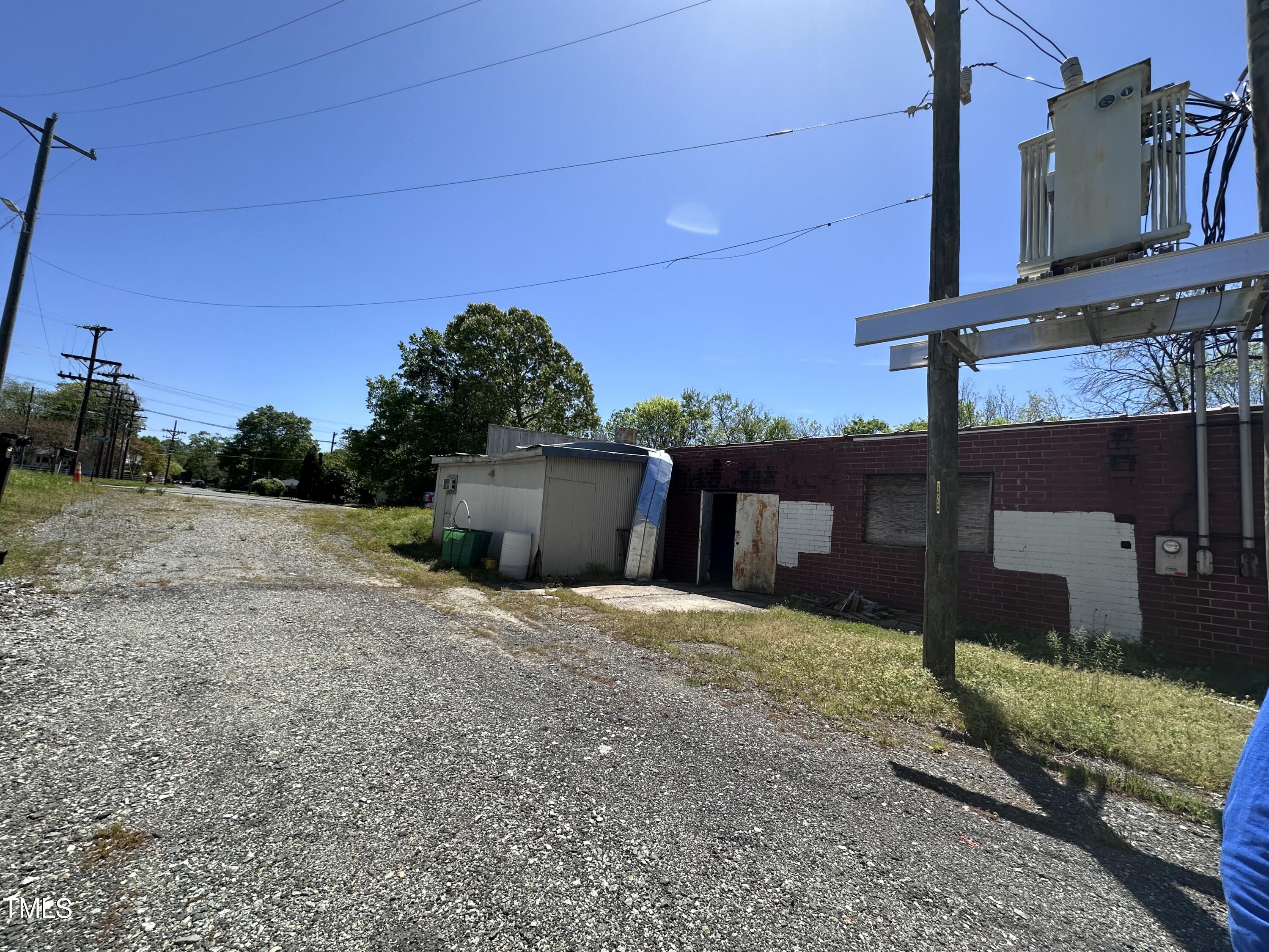 300 Guthrie Street
