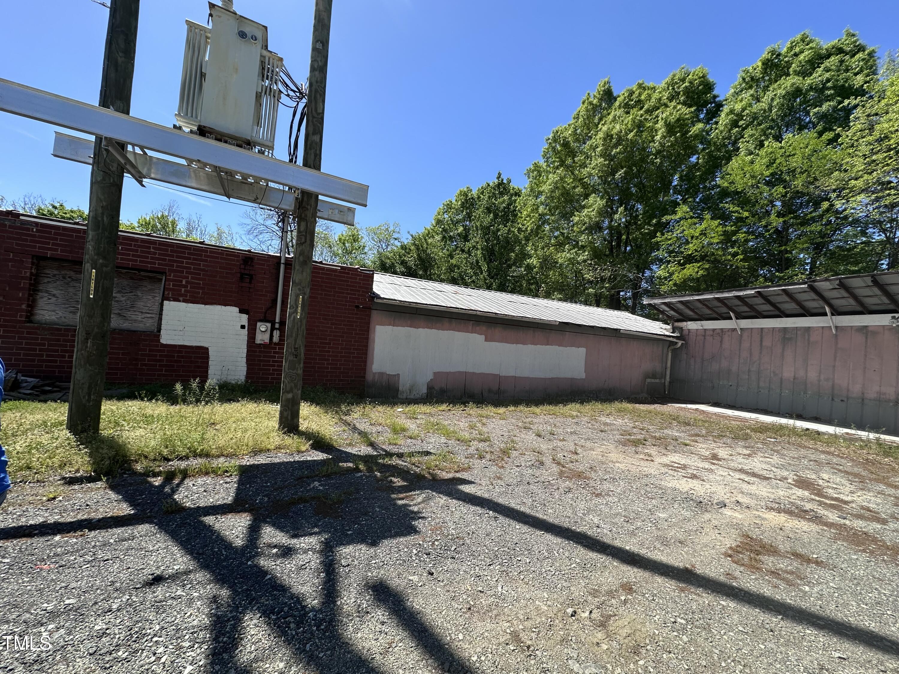 300 Guthrie Street