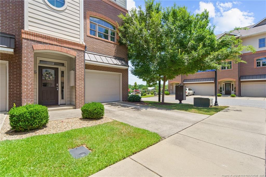 285 Hugh Shelton Loop