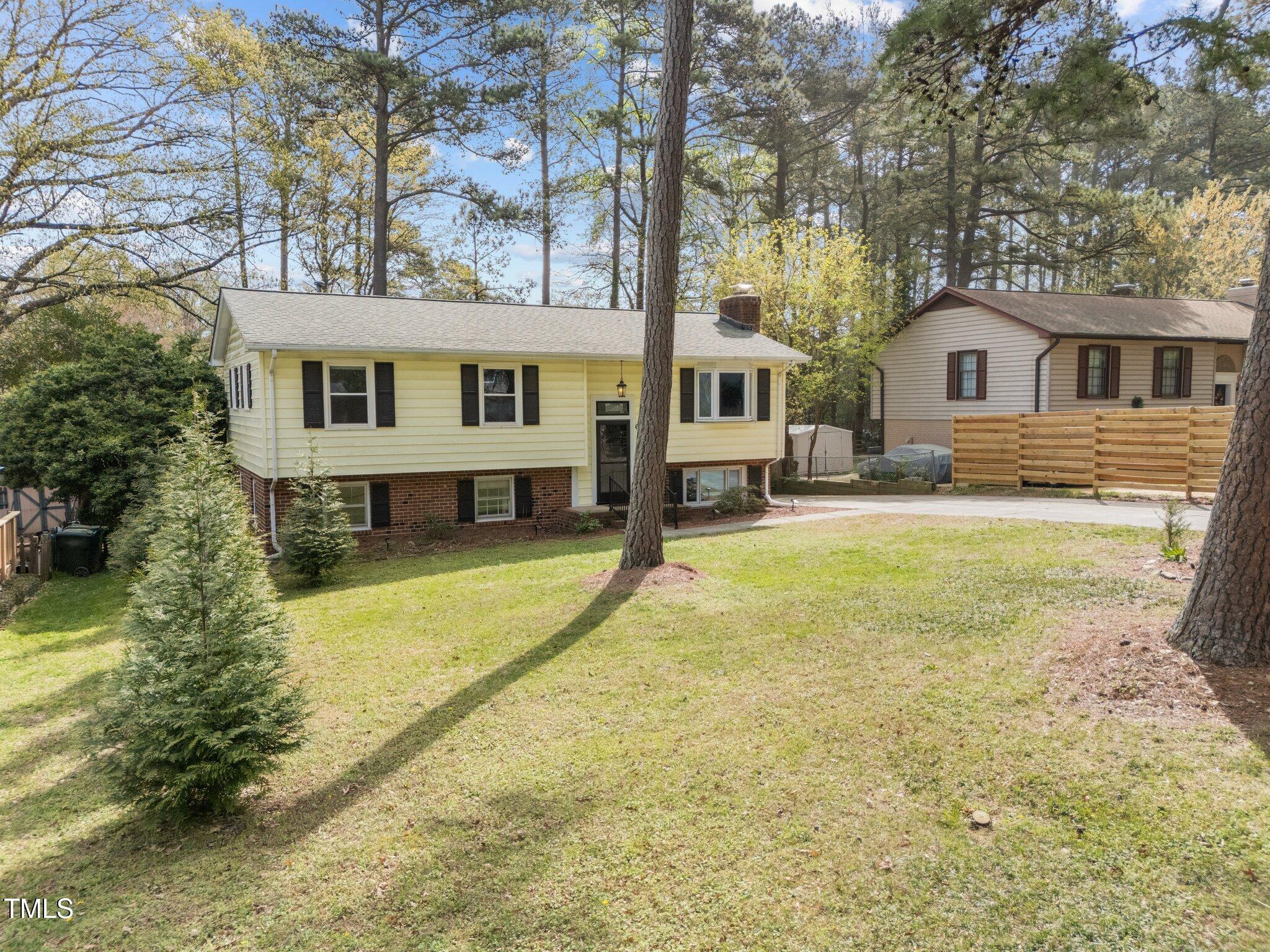 6216 Lewisand Circle