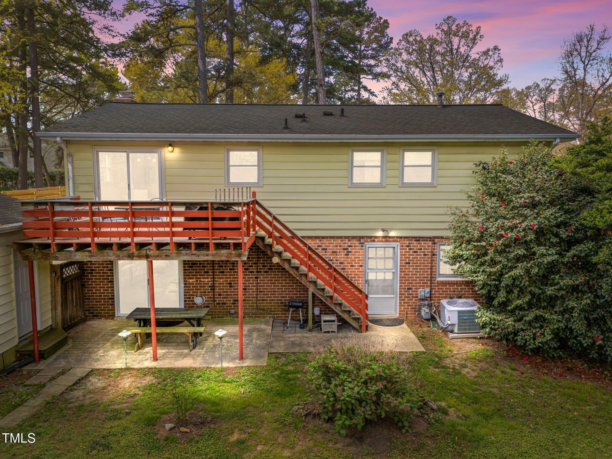 6216 Lewisand Circle
