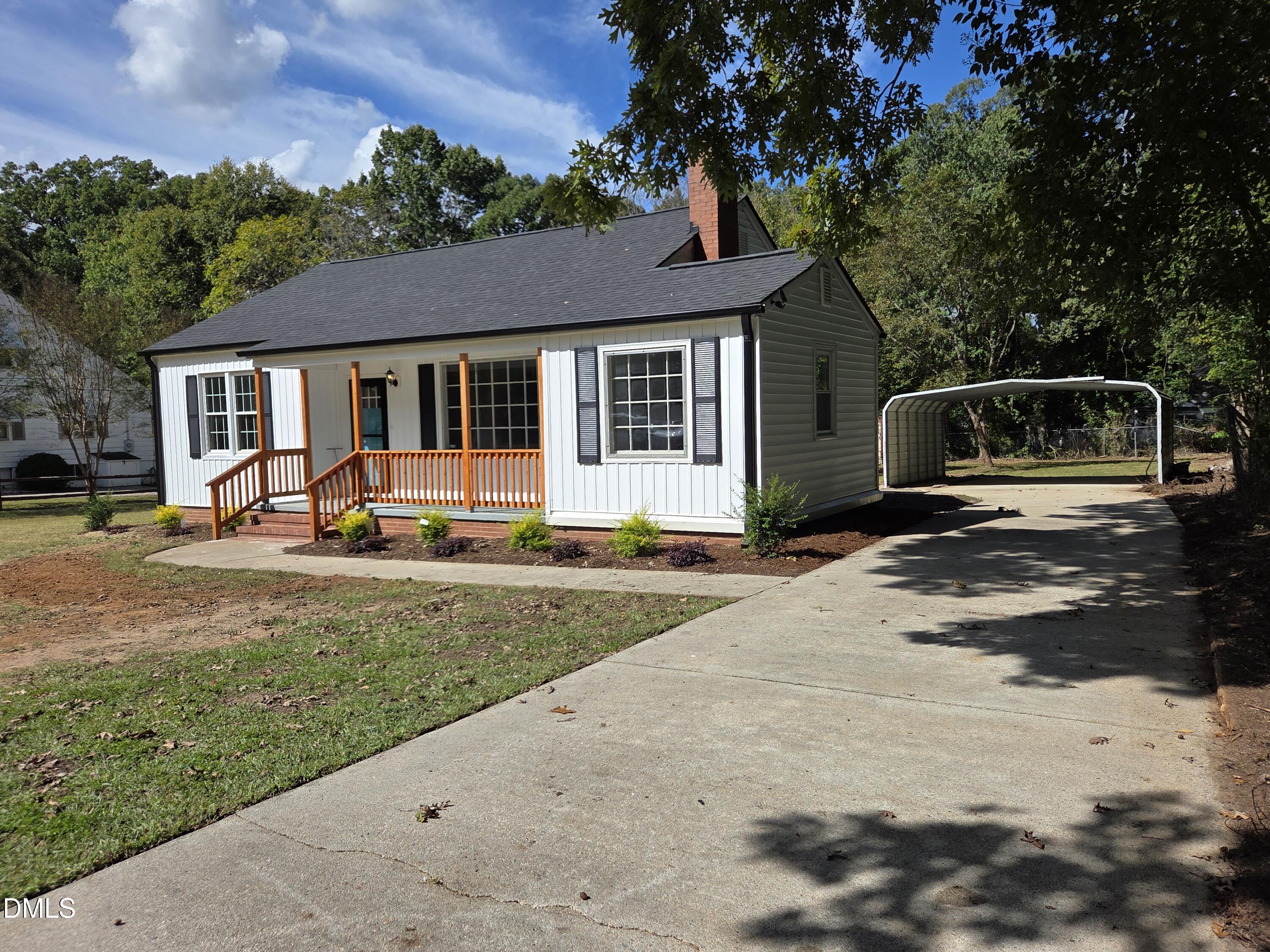 1530 Oakdale Circle