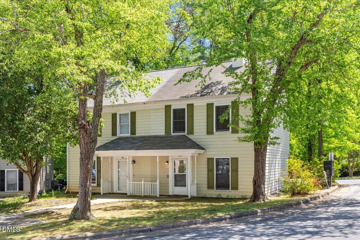 102 Rhum Place