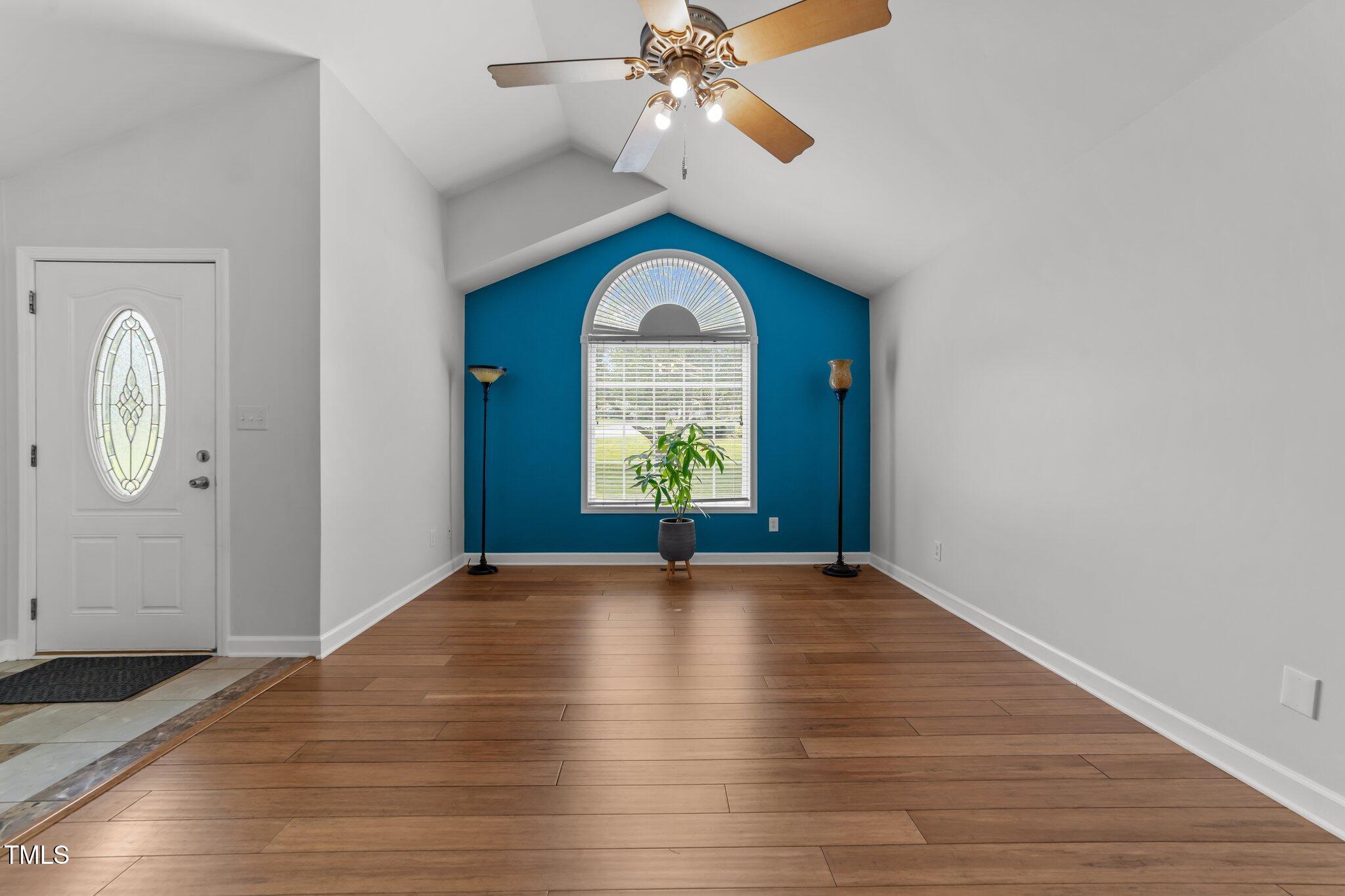 1383 Deercroft Court