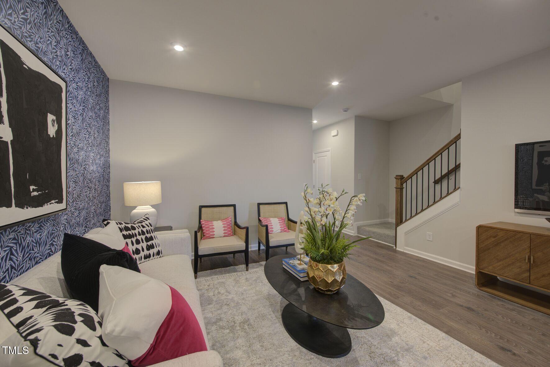 1227 Bessie Court