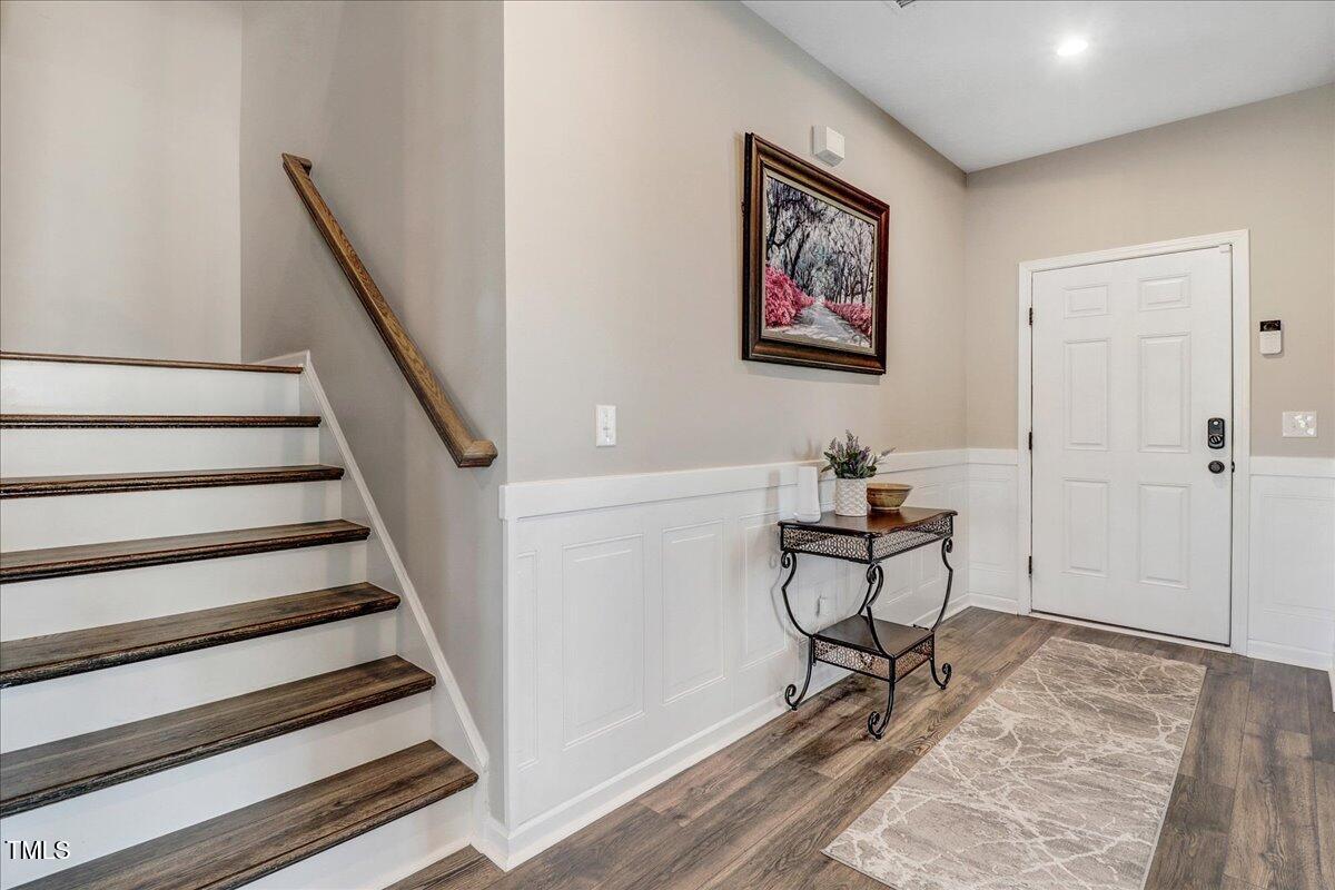 222 S Stonehaven Way