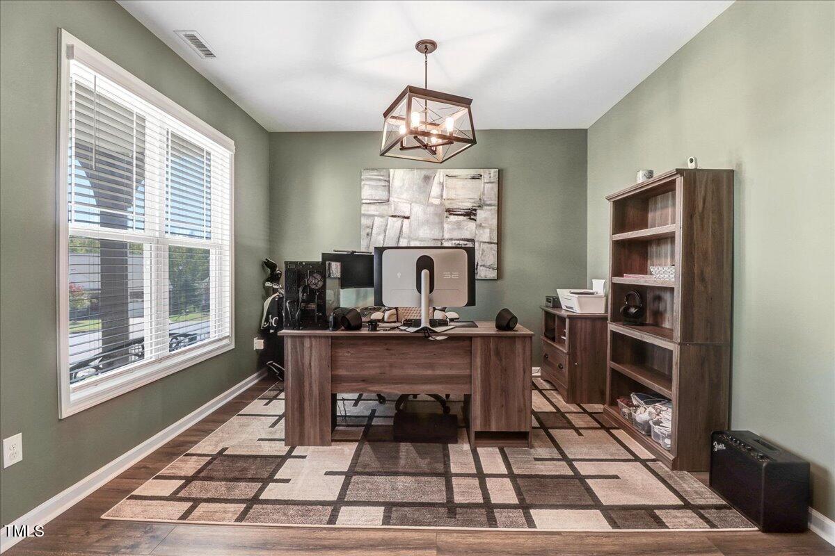 222 S Stonehaven Way